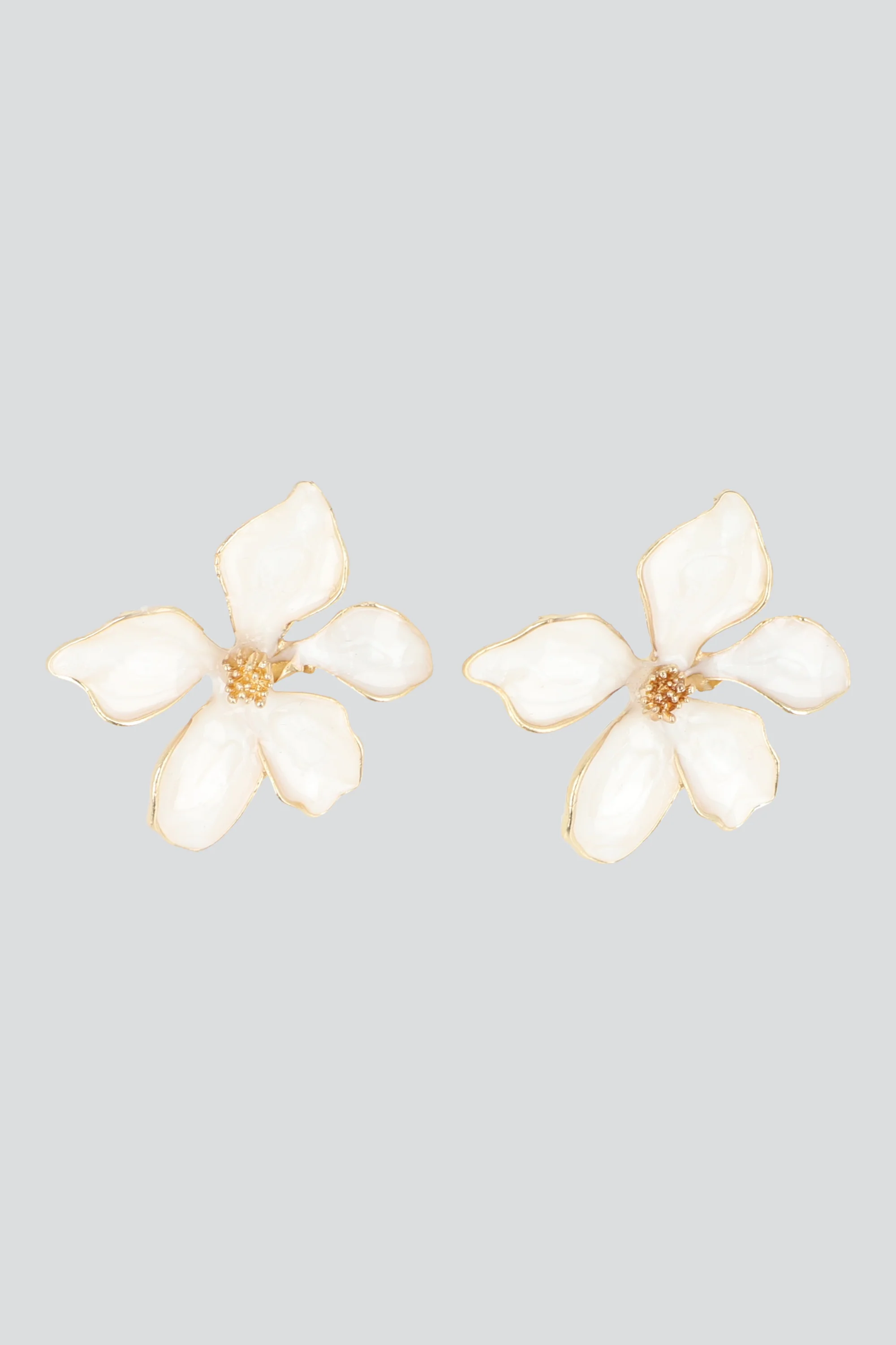 ARETES FLOR ESMALTADA