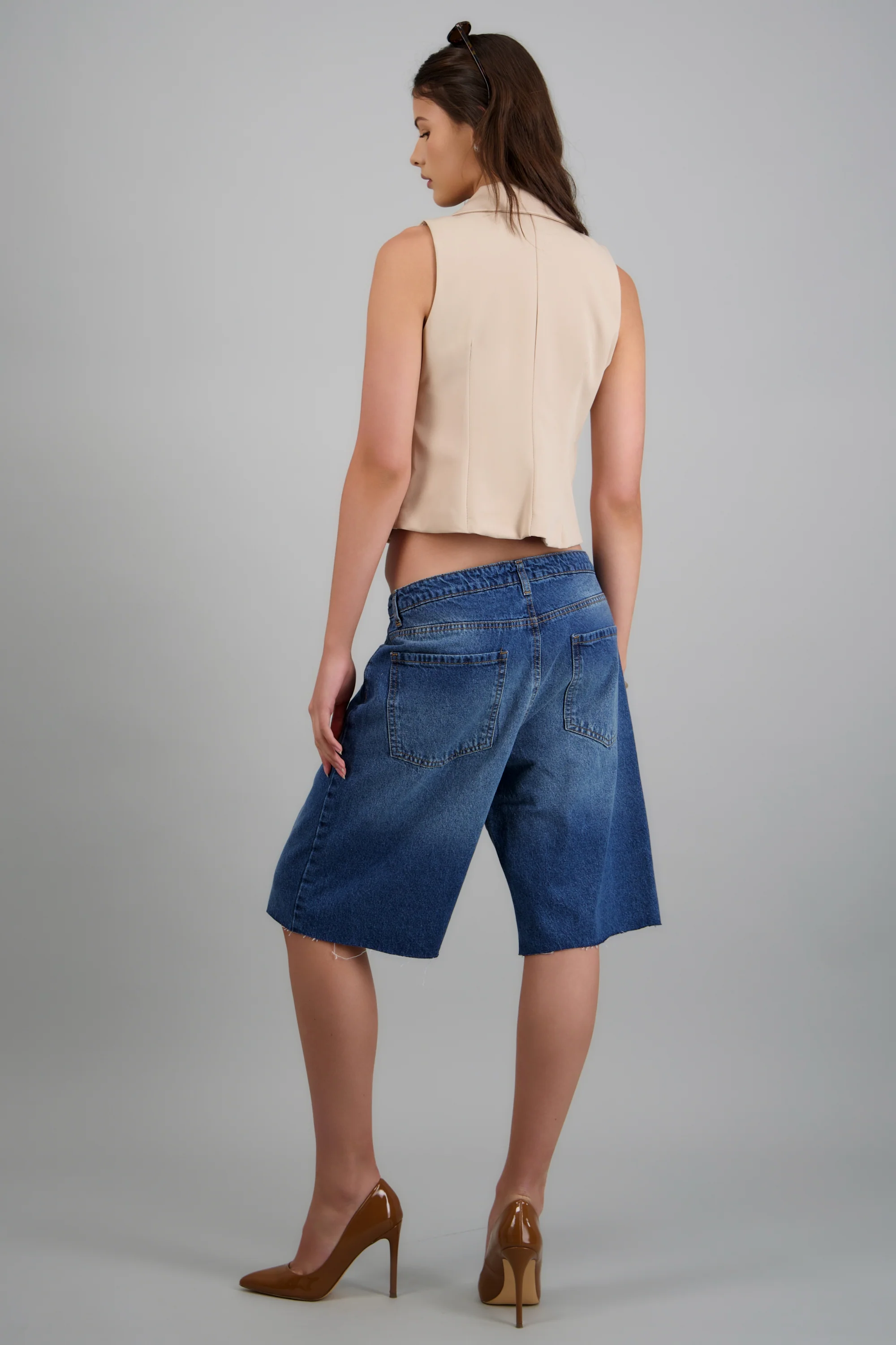 bermuda denim corte recto - Image 4