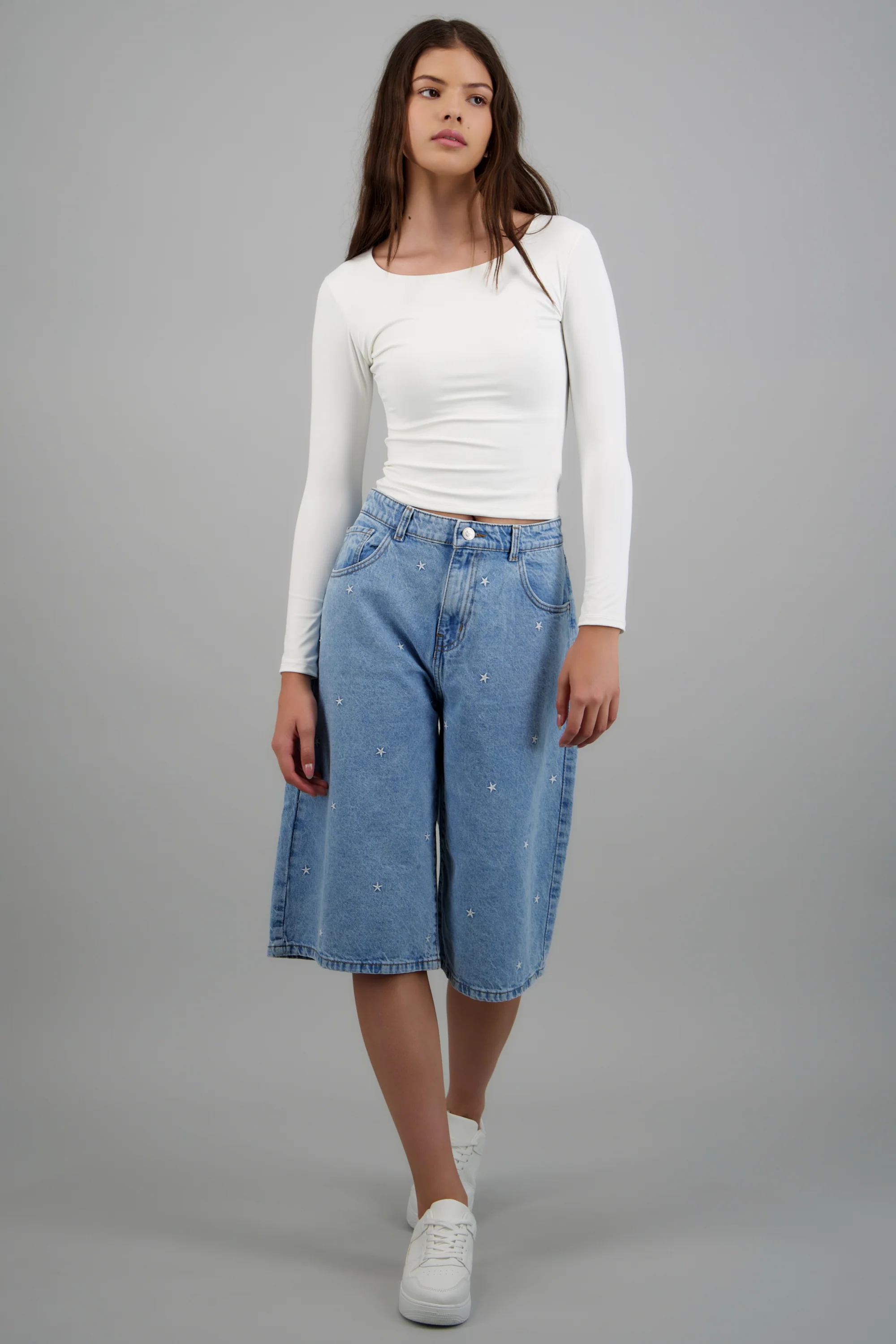 Bermuda denim estrellas bordadas - Image 3