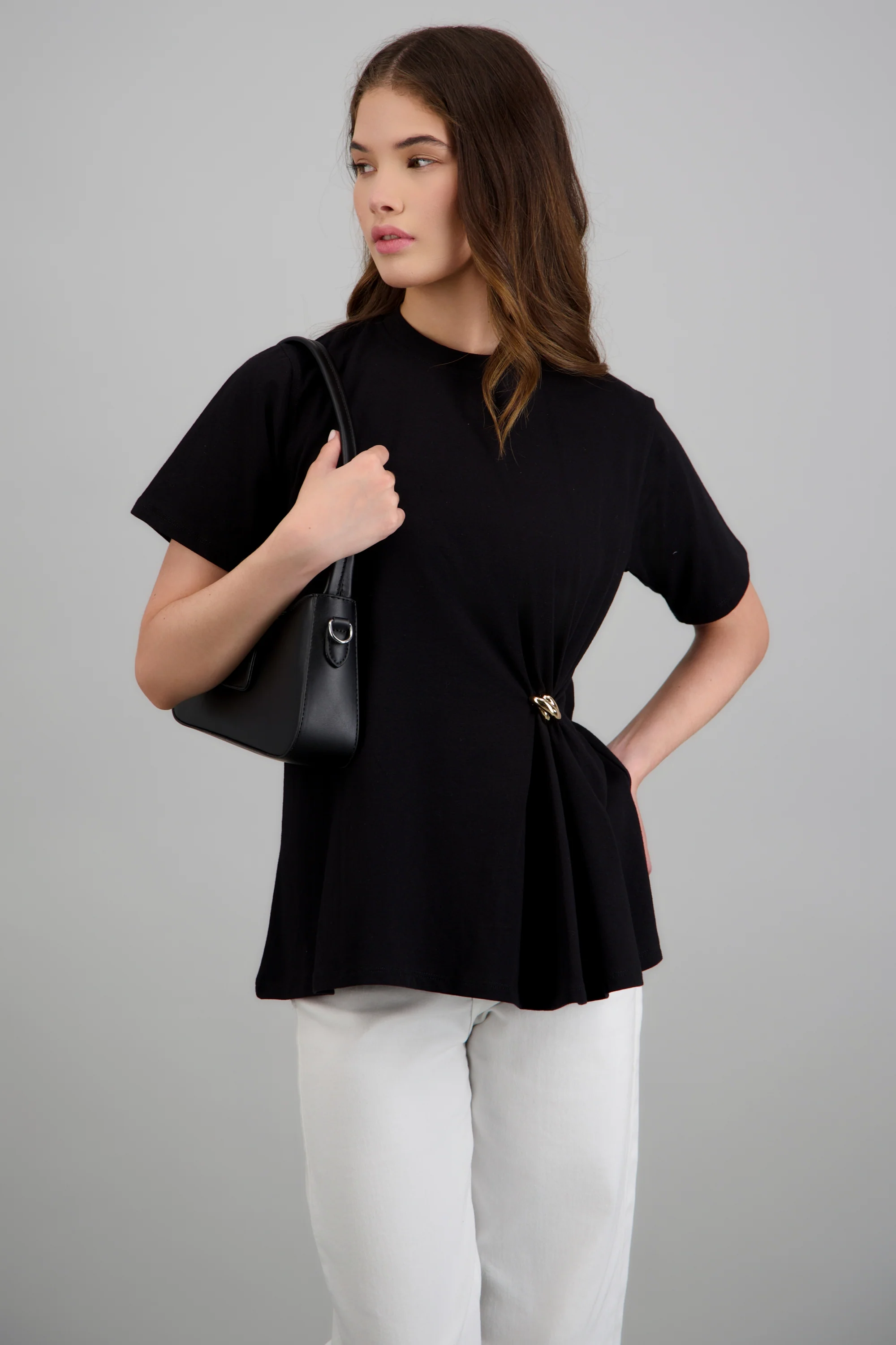 Blusa detalle argolla amarre - Image 3