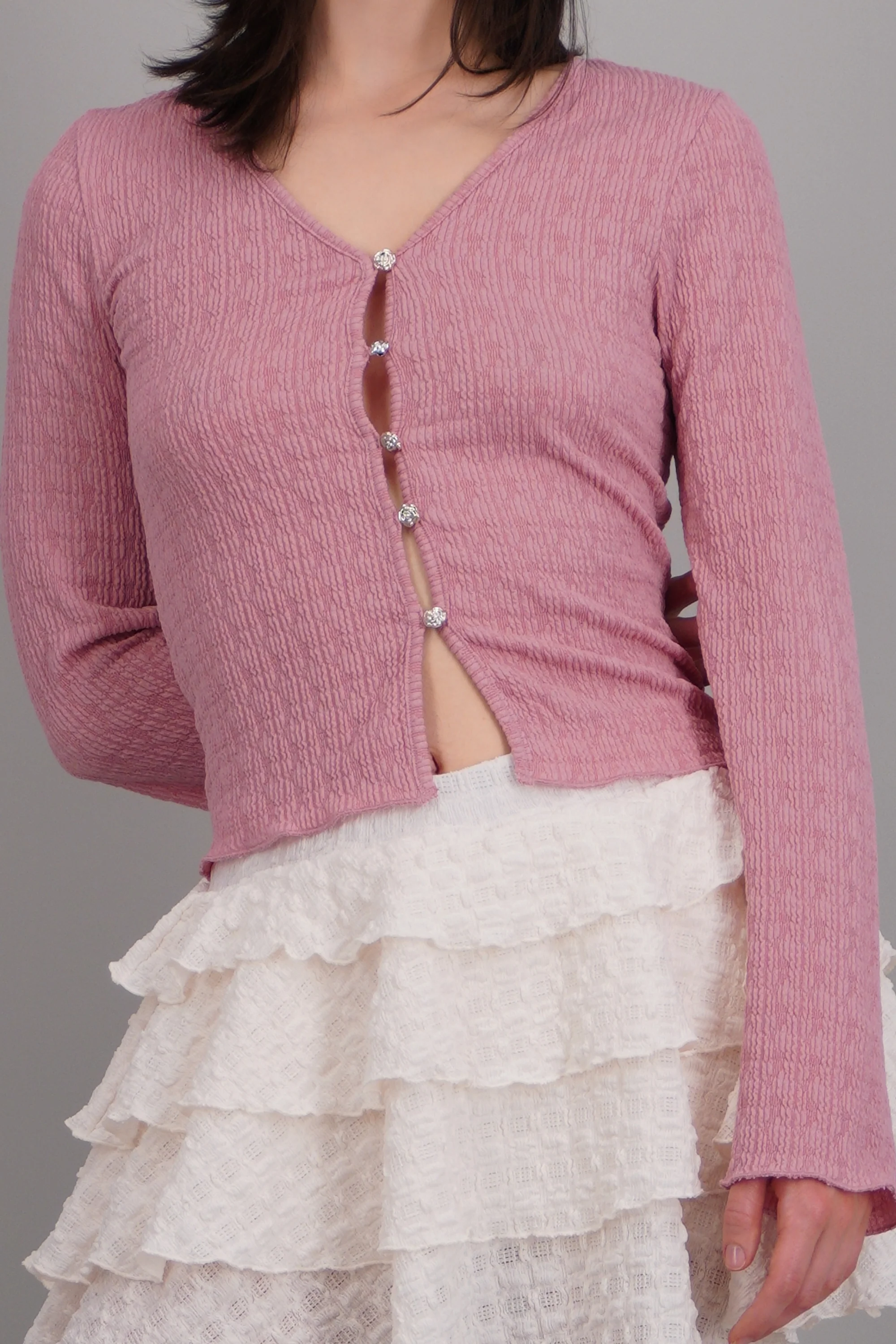 Blusa manga larga detalle textura y botones - Image 5