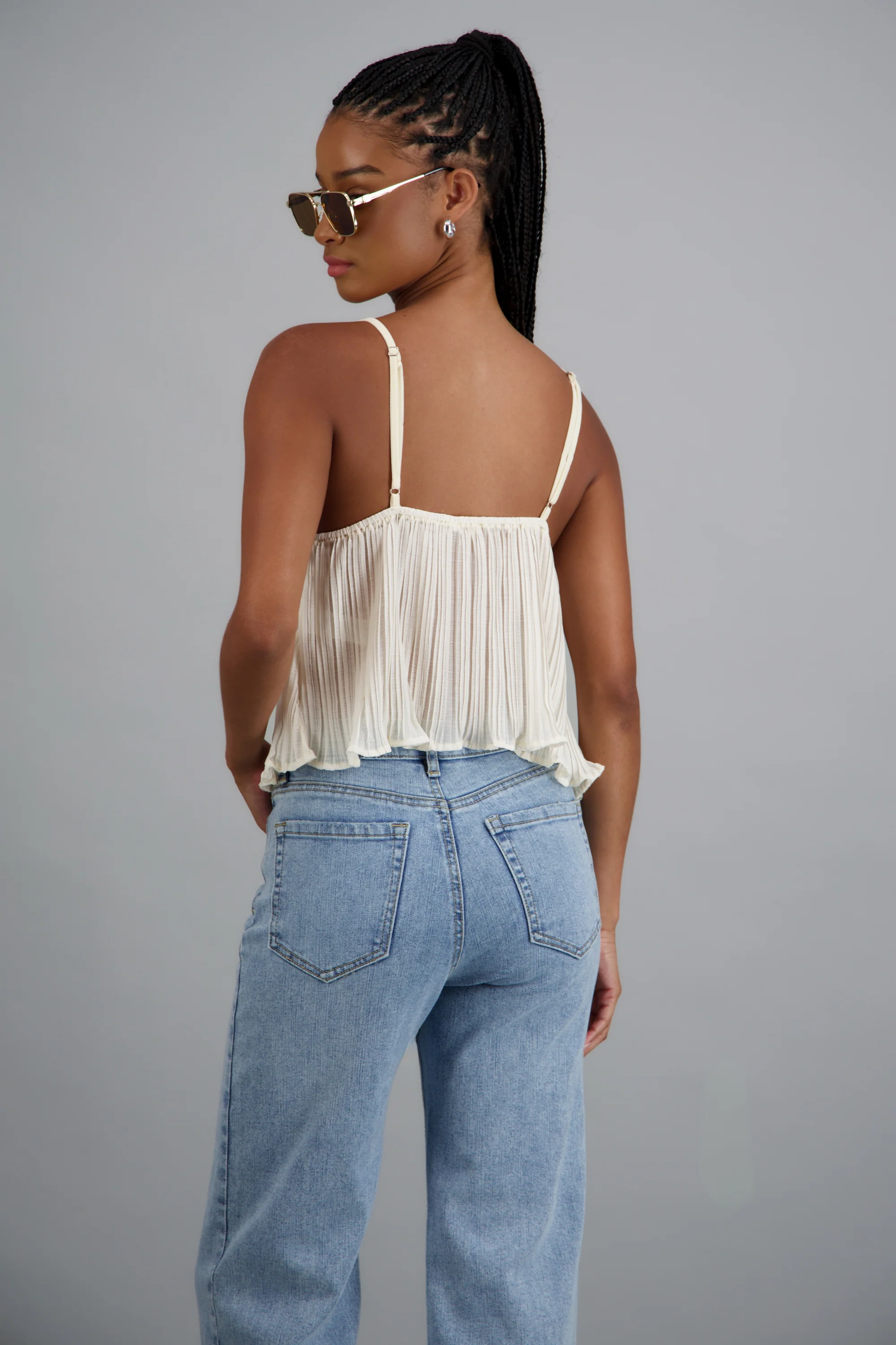 Blusa mini plisados detalle encaje - Image 5