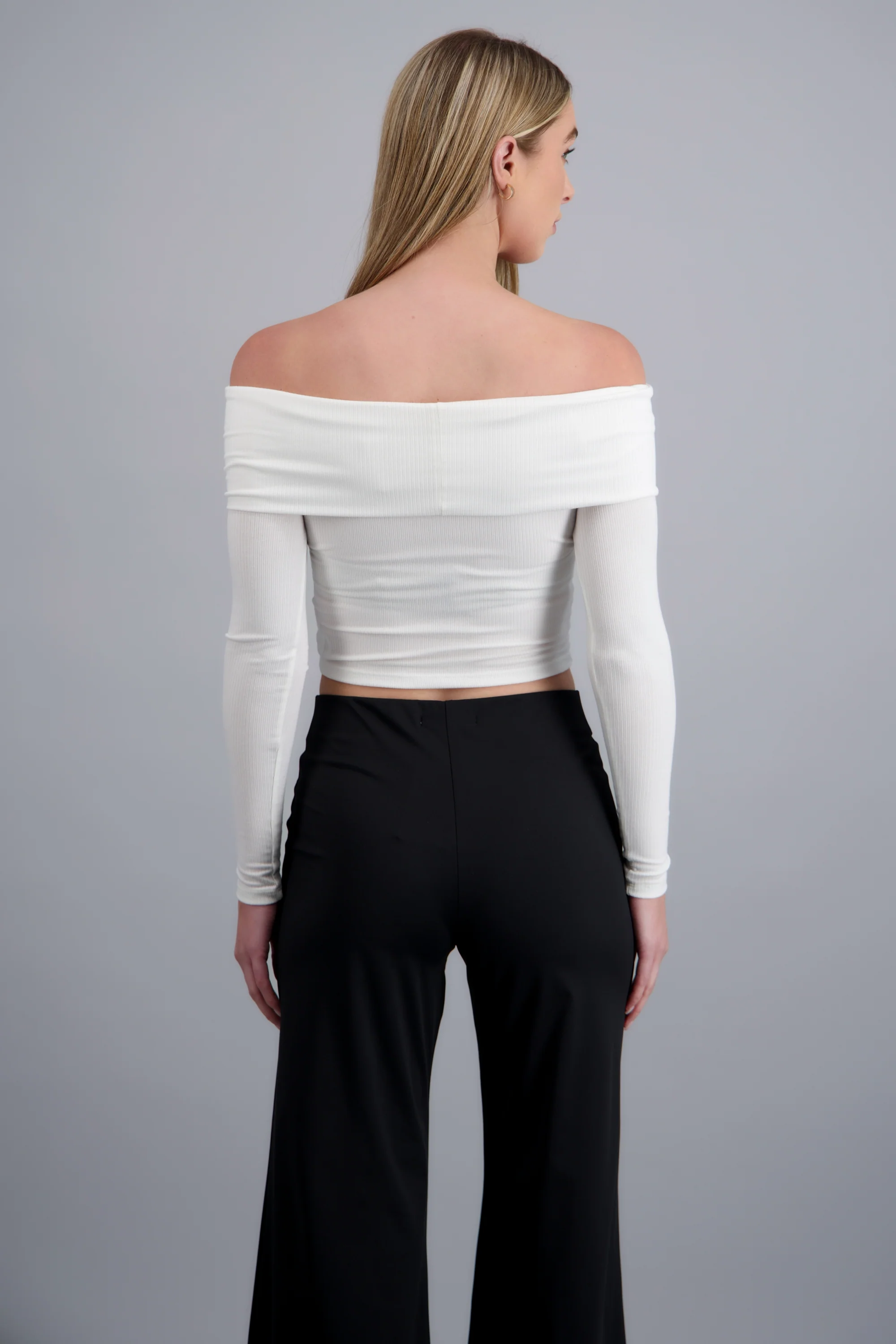 Blusa off shoulder manga larga rib - Image 4