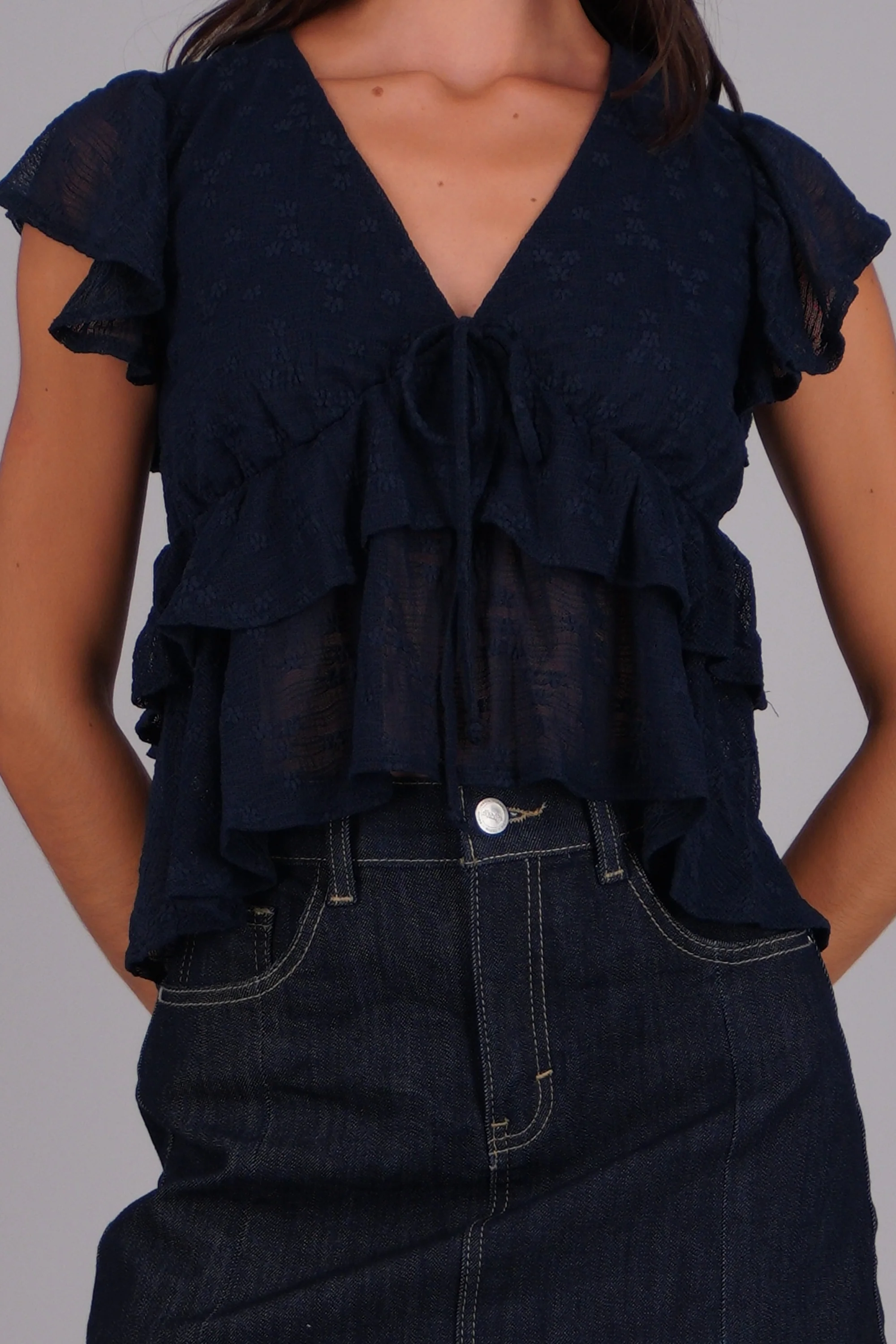 Blusa olanes encaje flores - Image 5
