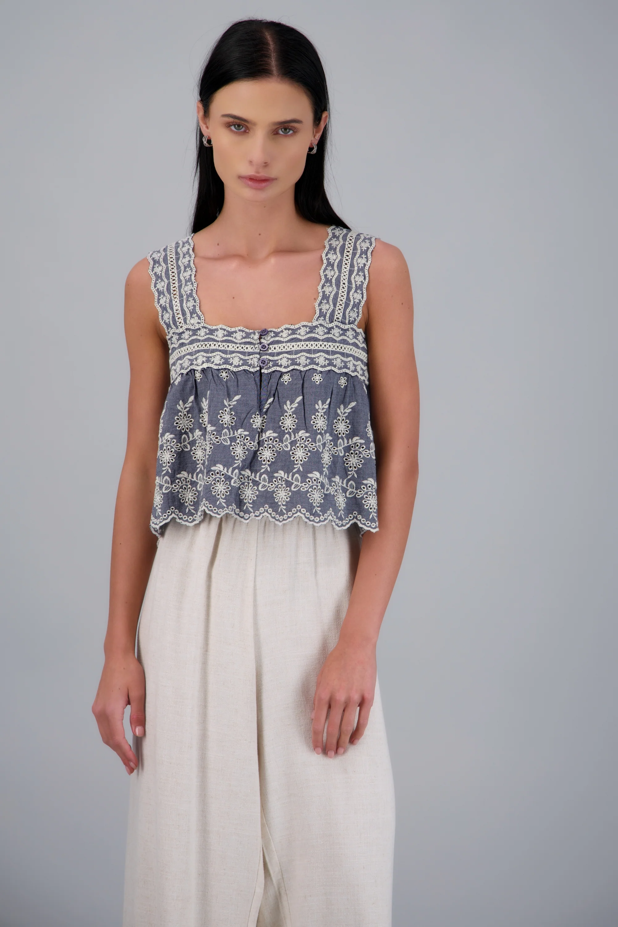 Blusa peplum bordado eyelet - Image 7