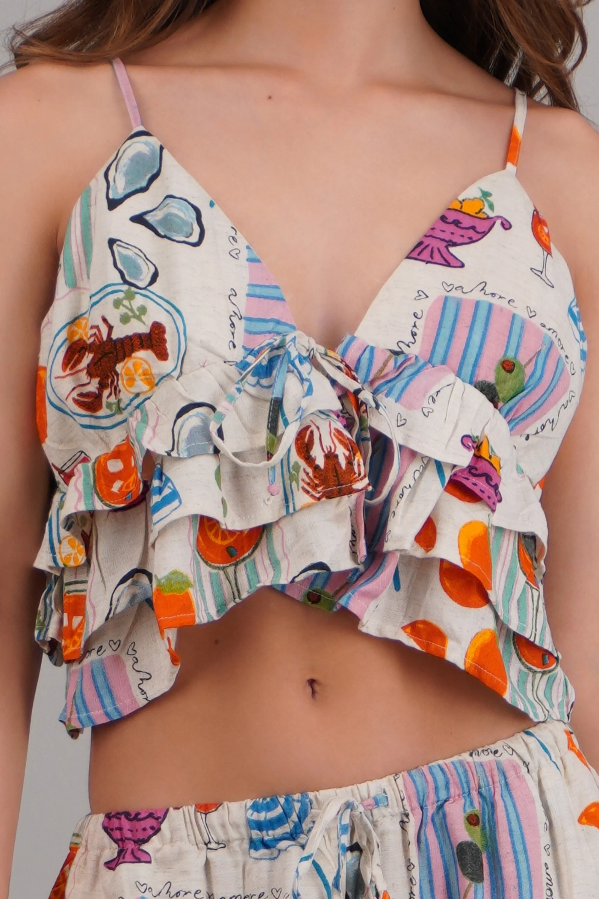 Blusa peplum tirantes olanes estampado - Image 5