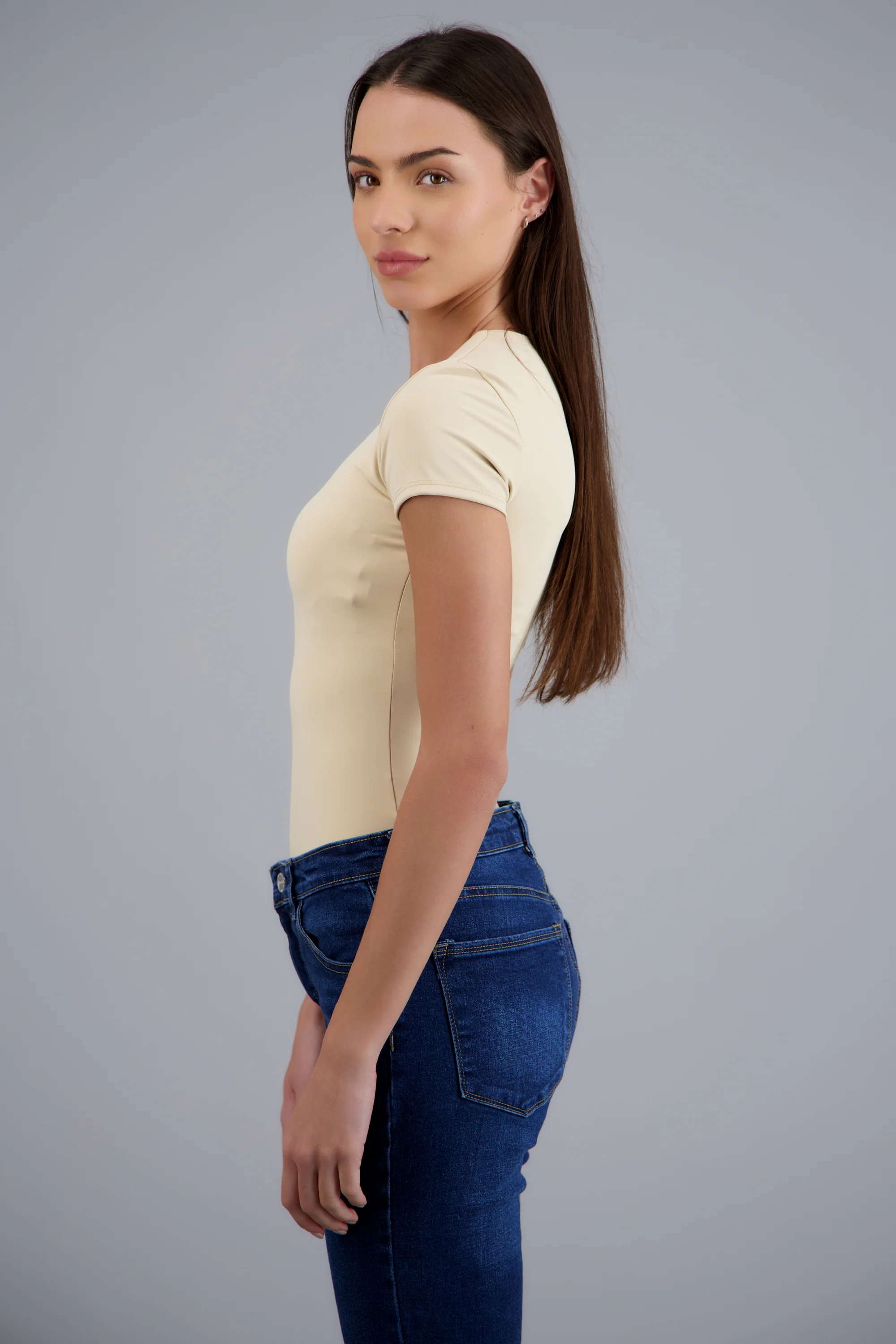 Body liso cuello redondo manga corta - Image 2
