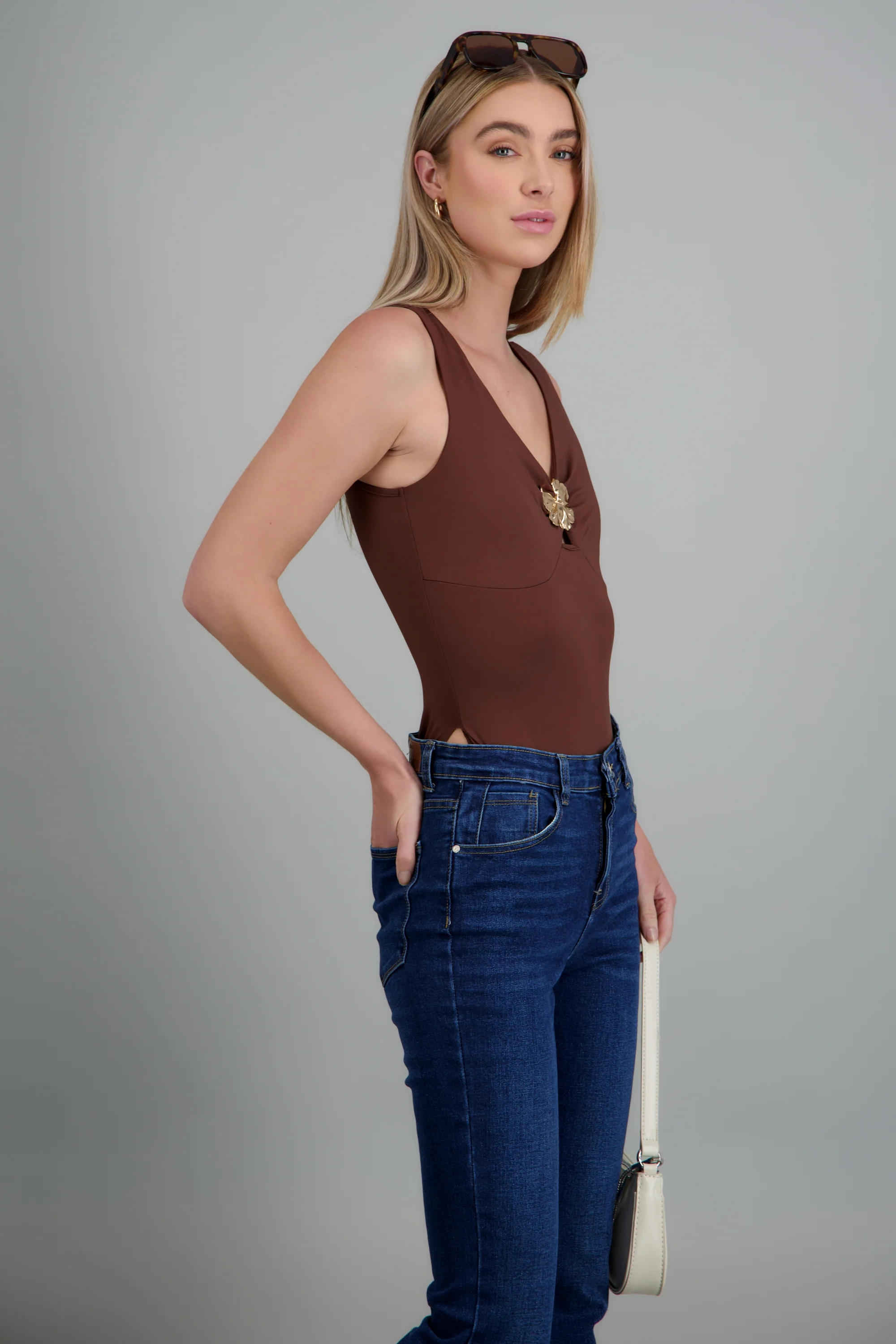 Bodysuit con detalle metalico flor - Image 2