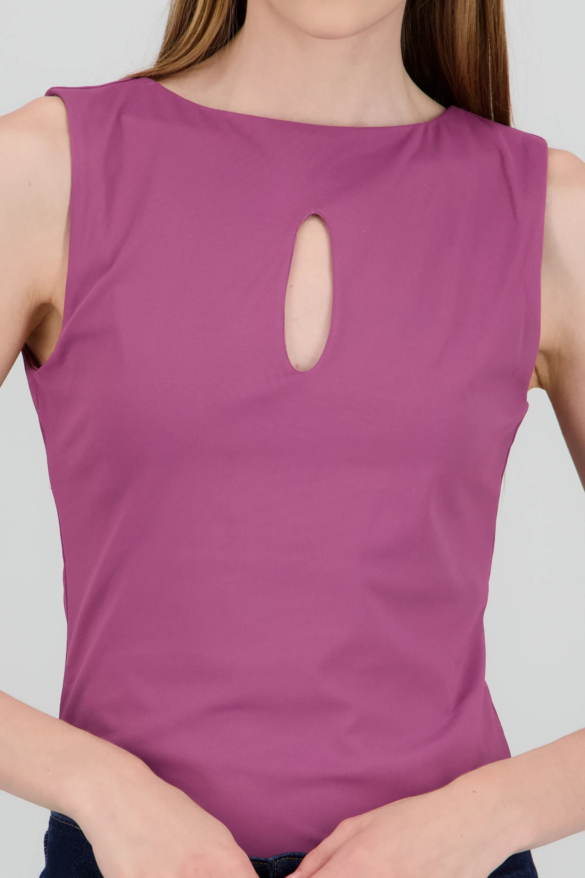 Bodysuit corte al frente - Image 5