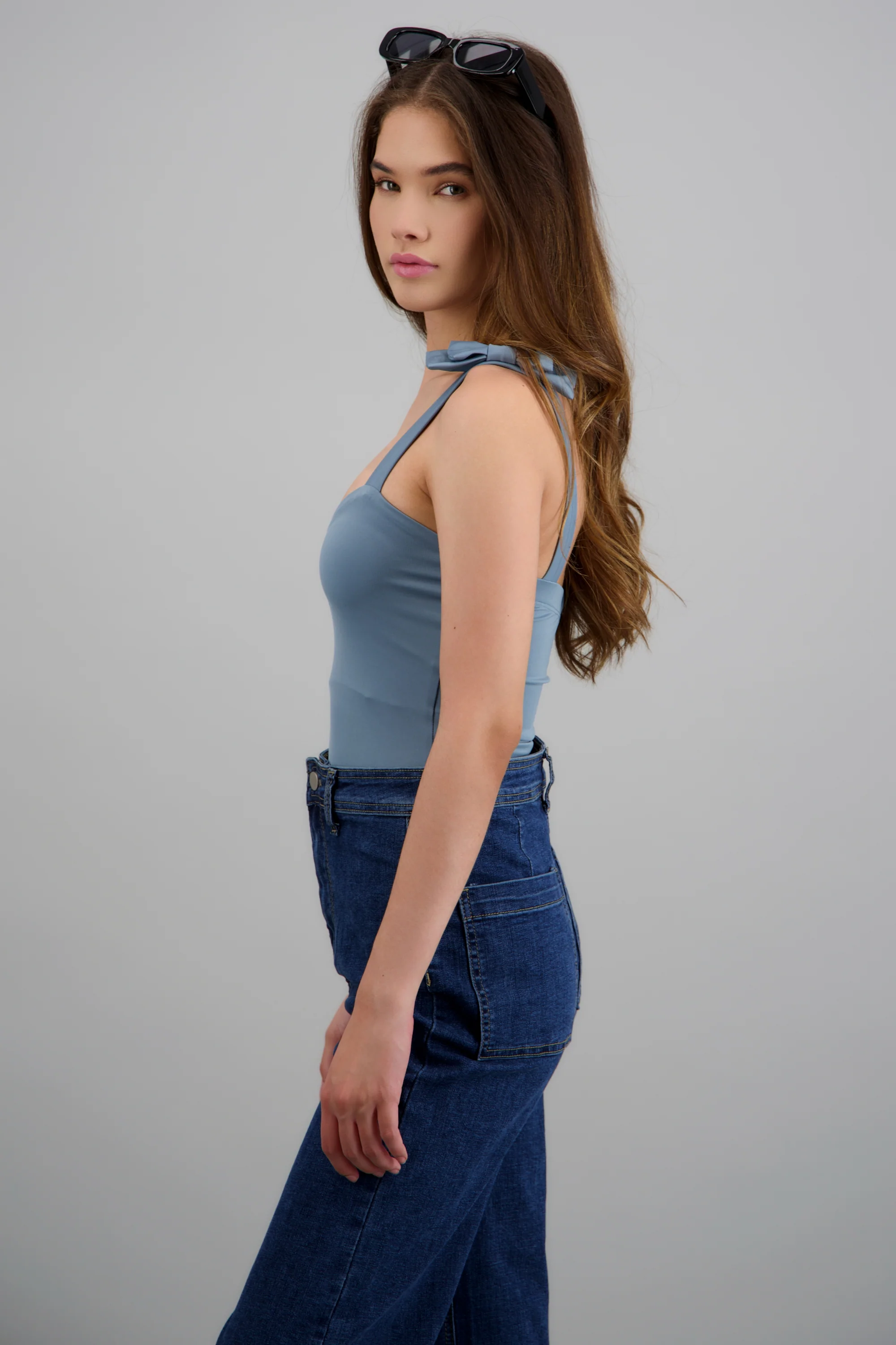 BODYSUIT LISO C/TIRANTE MOÑOS HYPSTERS - Image 2