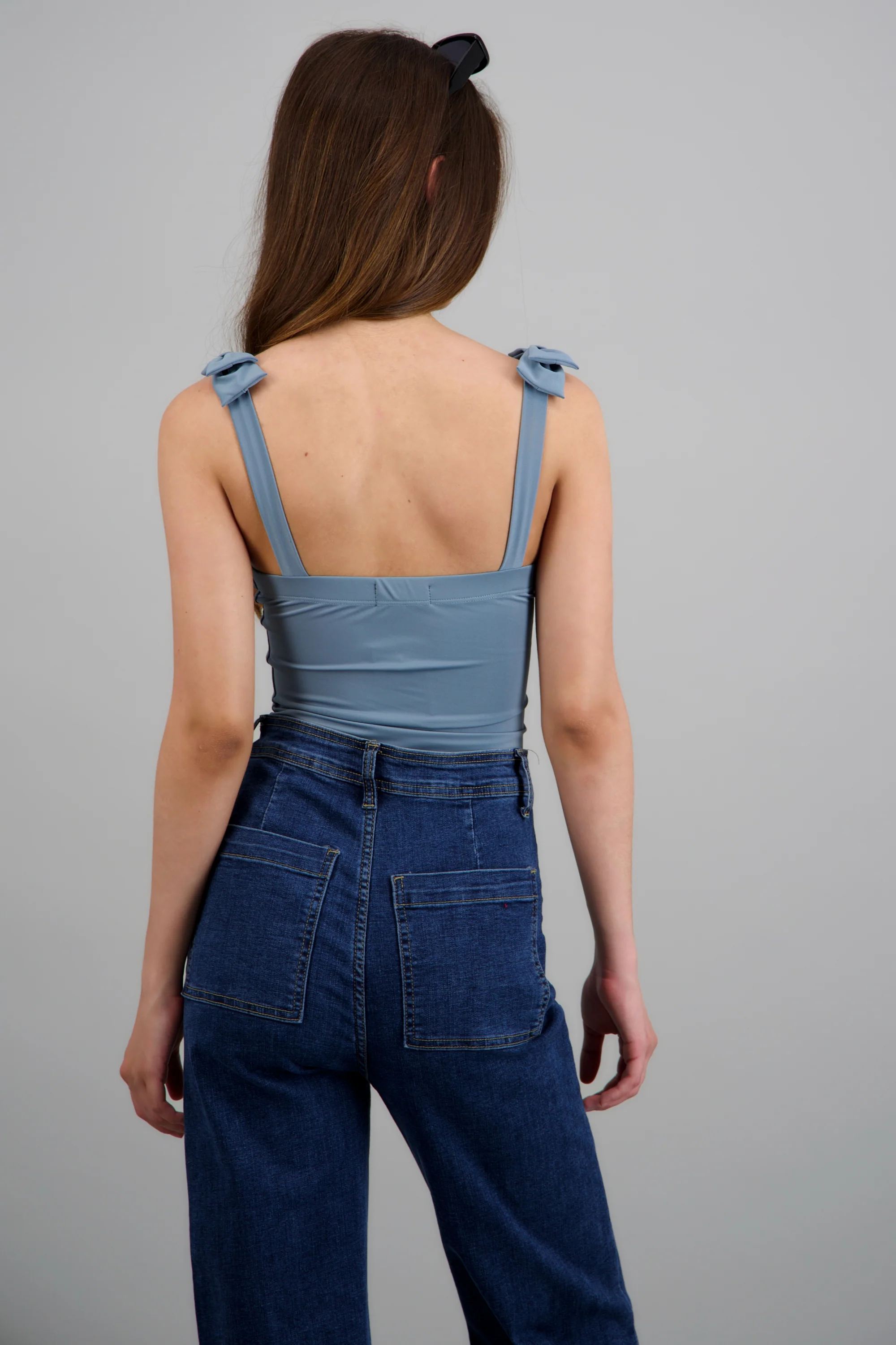 BODYSUIT LISO C/TIRANTE MOÑOS HYPSTERS - Image 4