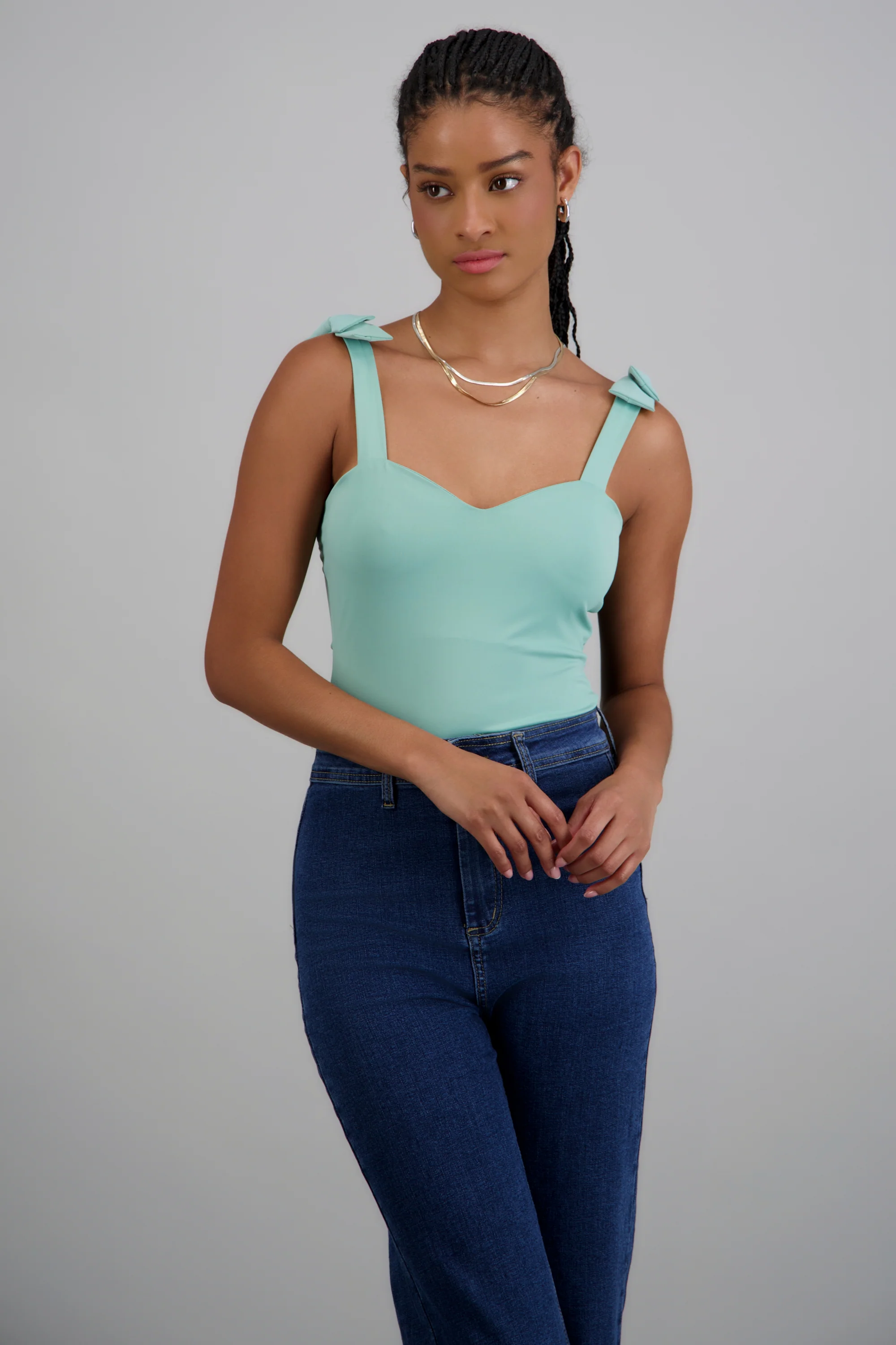 Bodysuit liso con tirante moños