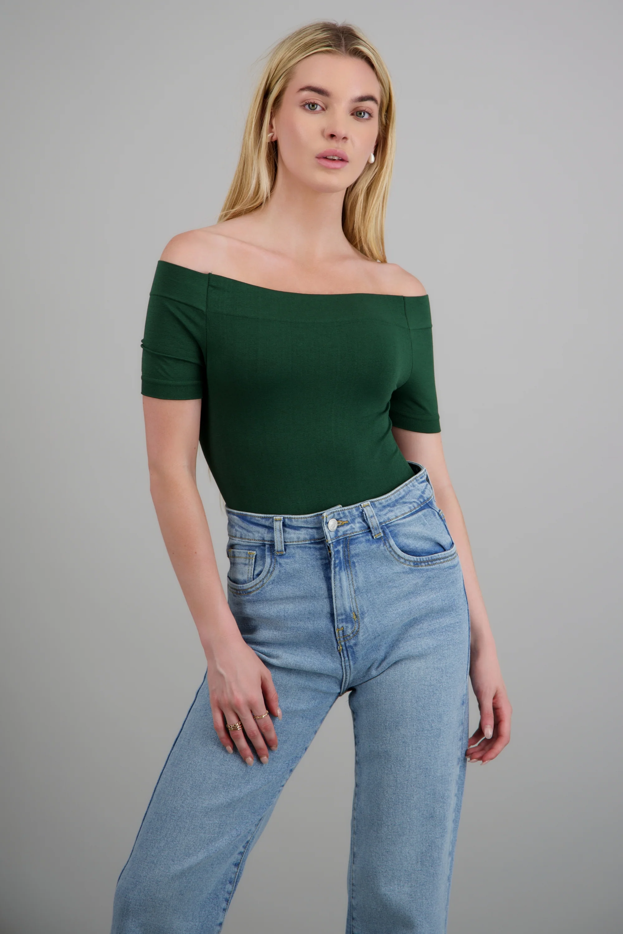 Bodysuit Liso Hombros Descubiertos