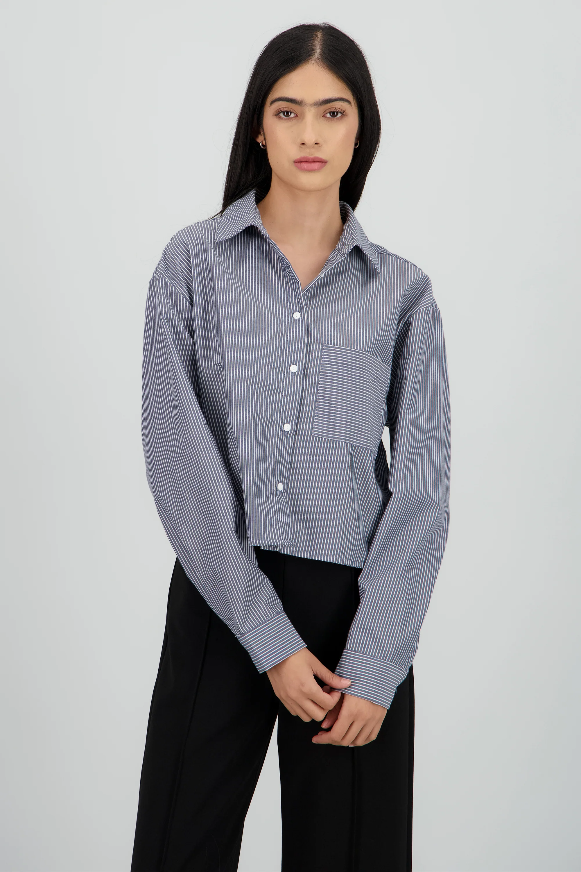 Camisa crop manga larga con rayas - Image 2