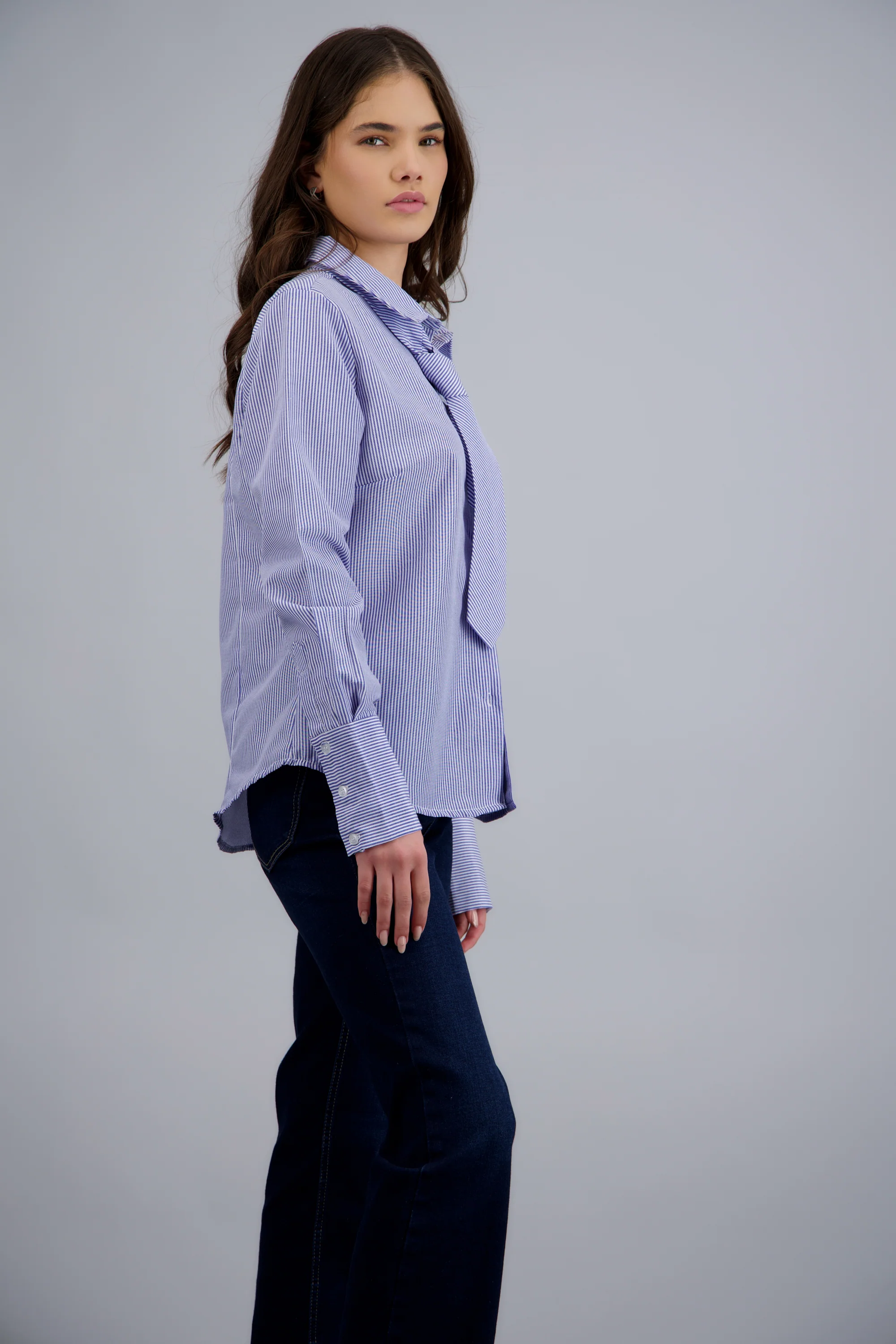 Camisa manga larga con corbata - Image 3