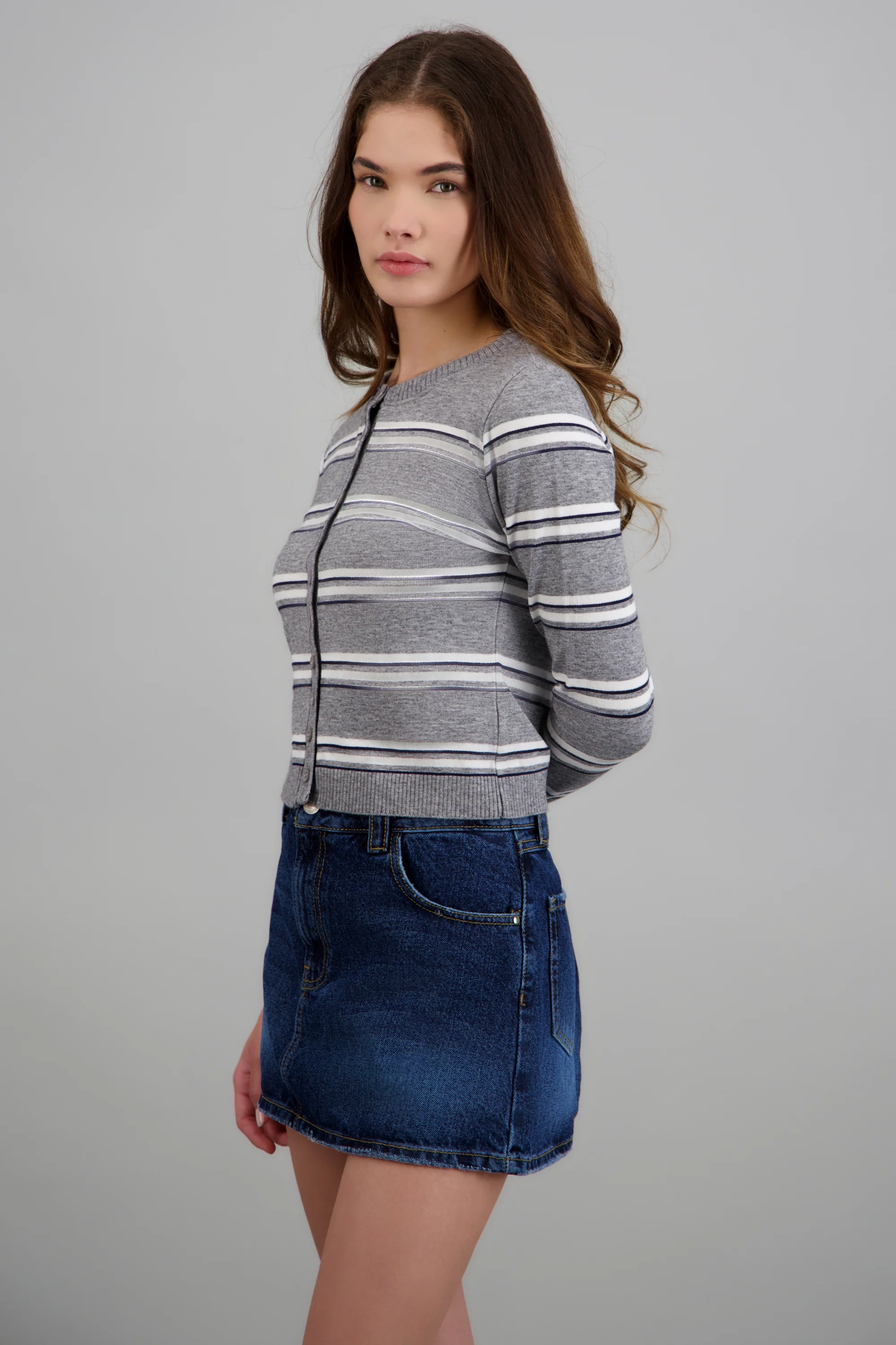 Cardigan cuello redondo líneas - Image 4