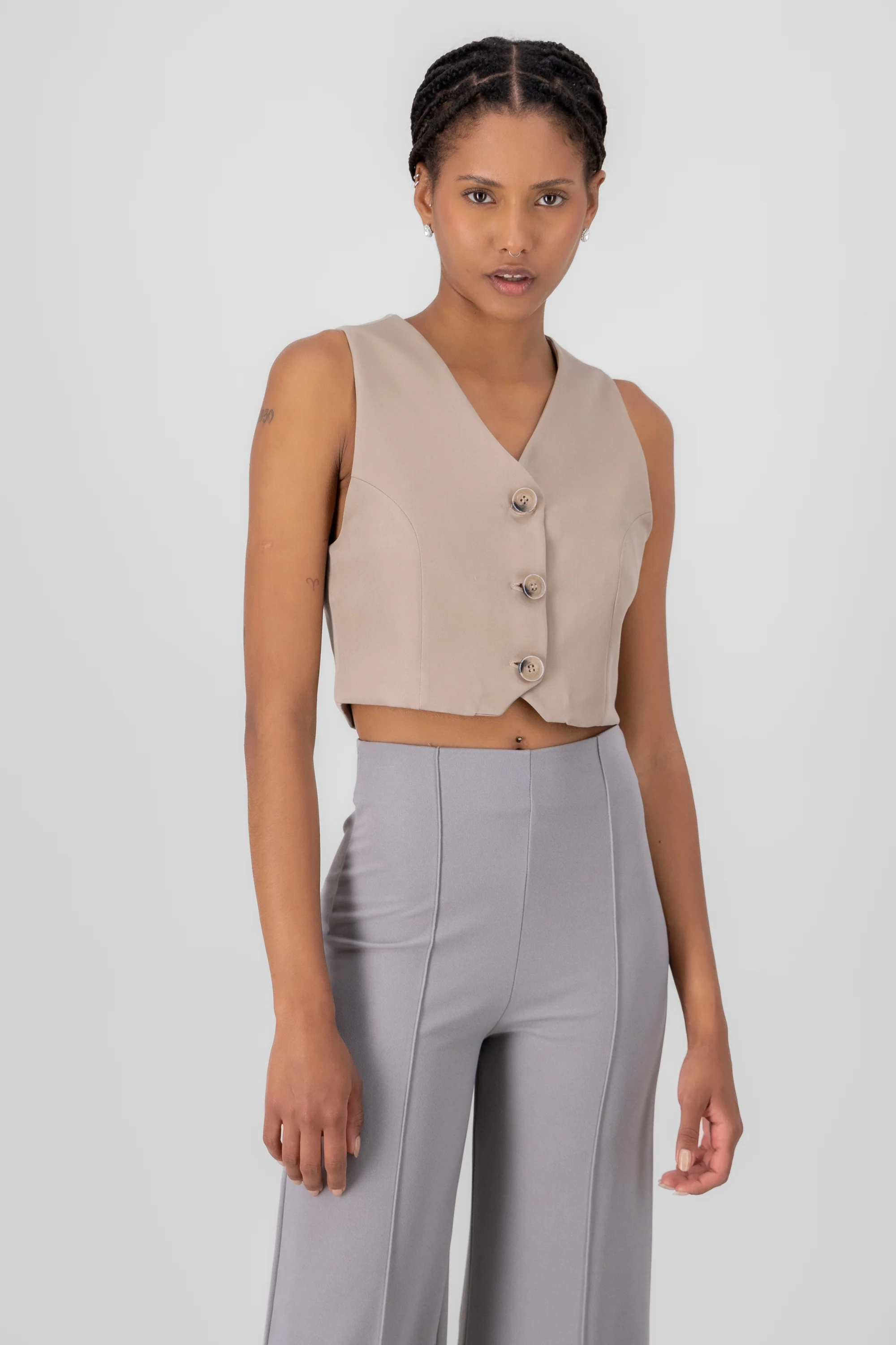 Chaleco sastreado botones