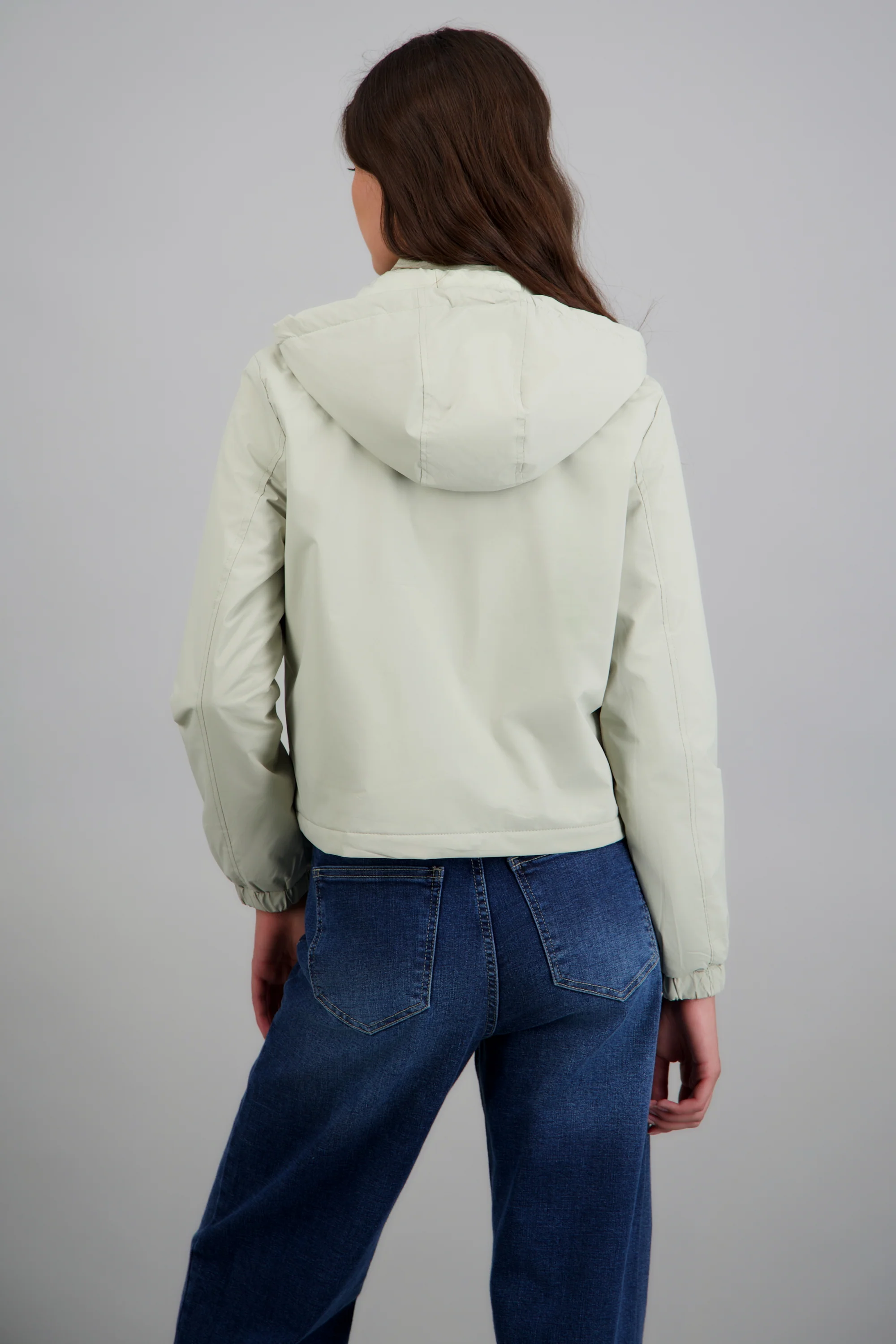 Chamarra corta impermeable capucha - Image 4