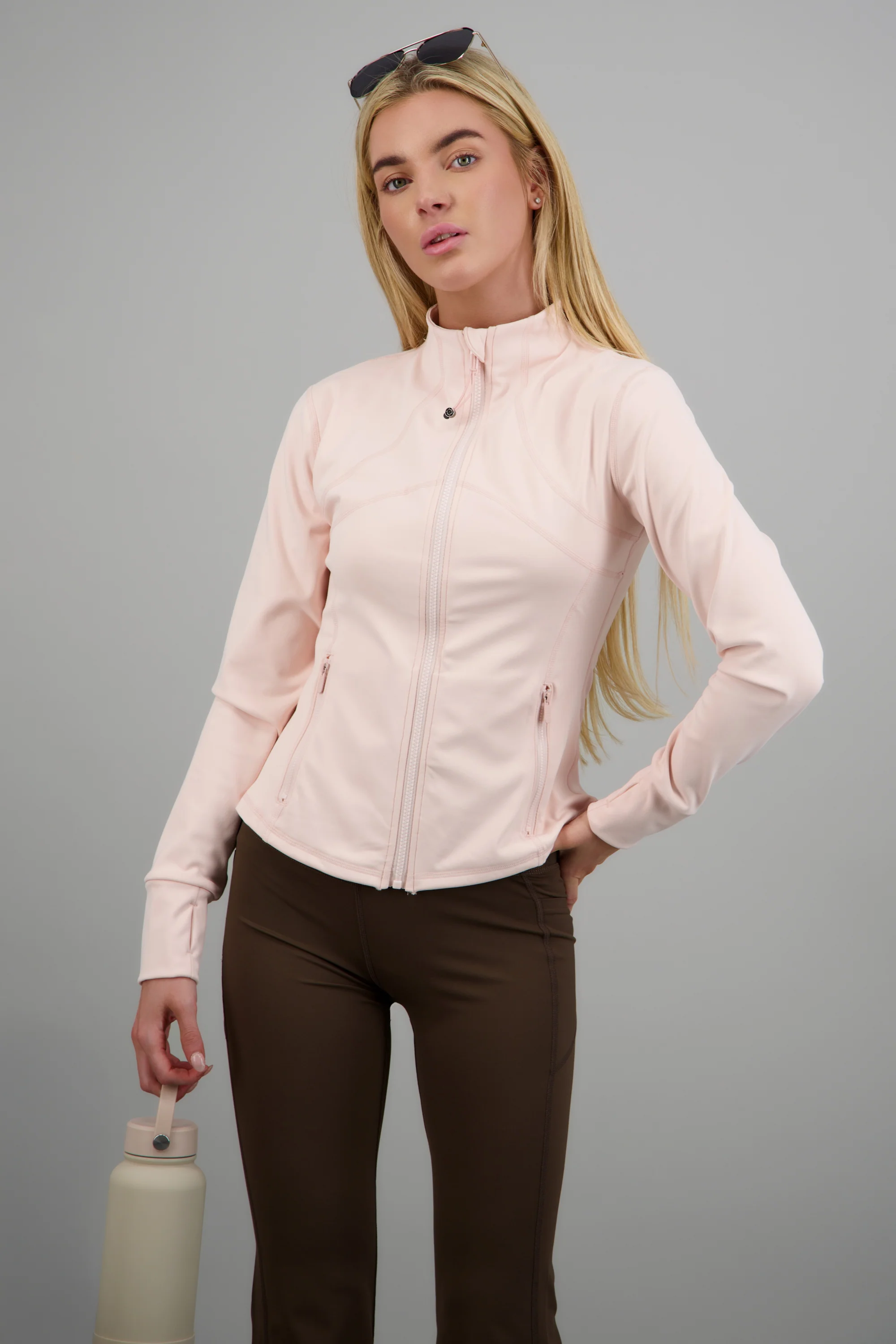 Chamarra fit definido con forro polar ligero - Image 2