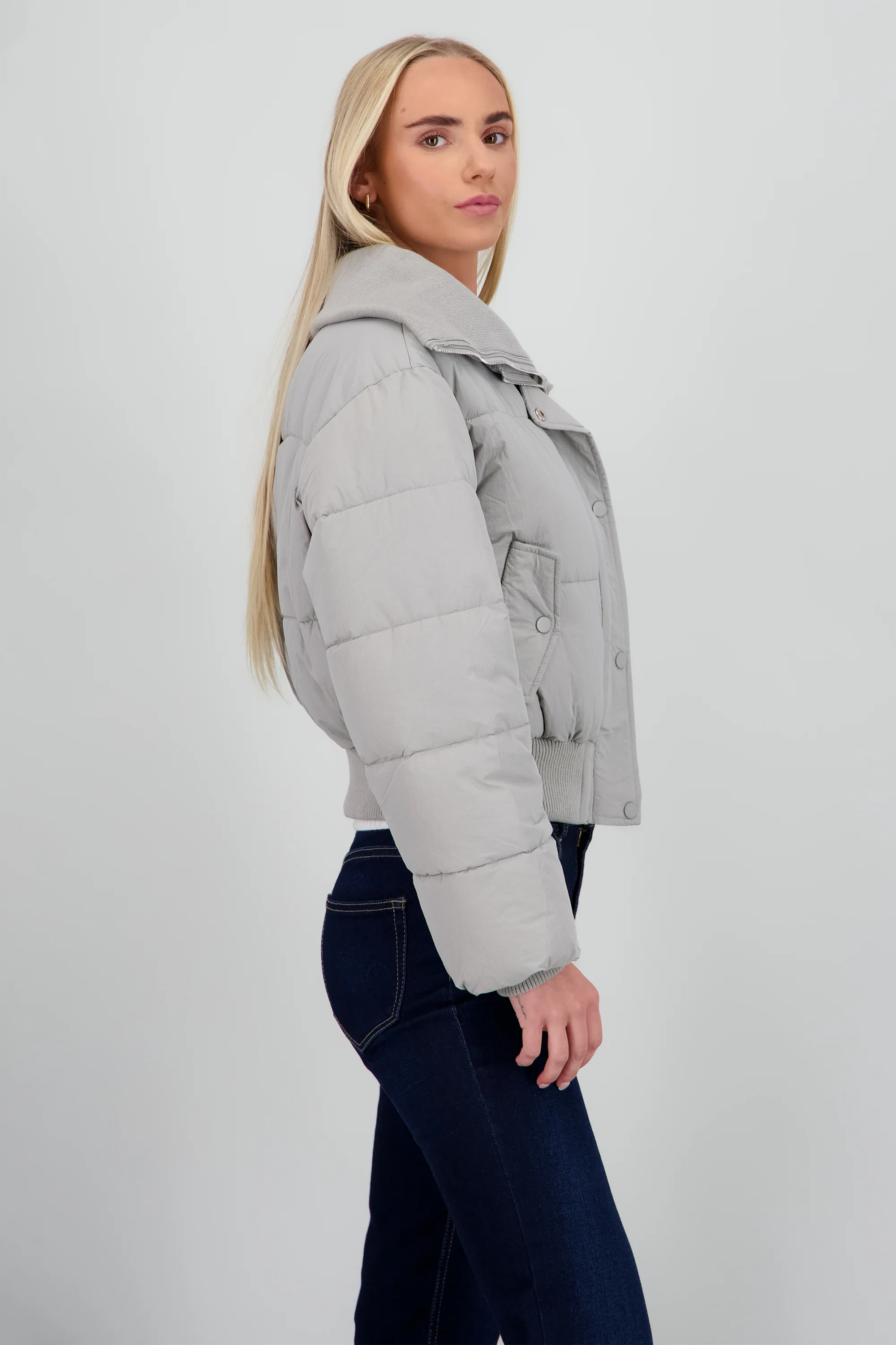 Chamarra puffer con cuello tejido liso - Image 3