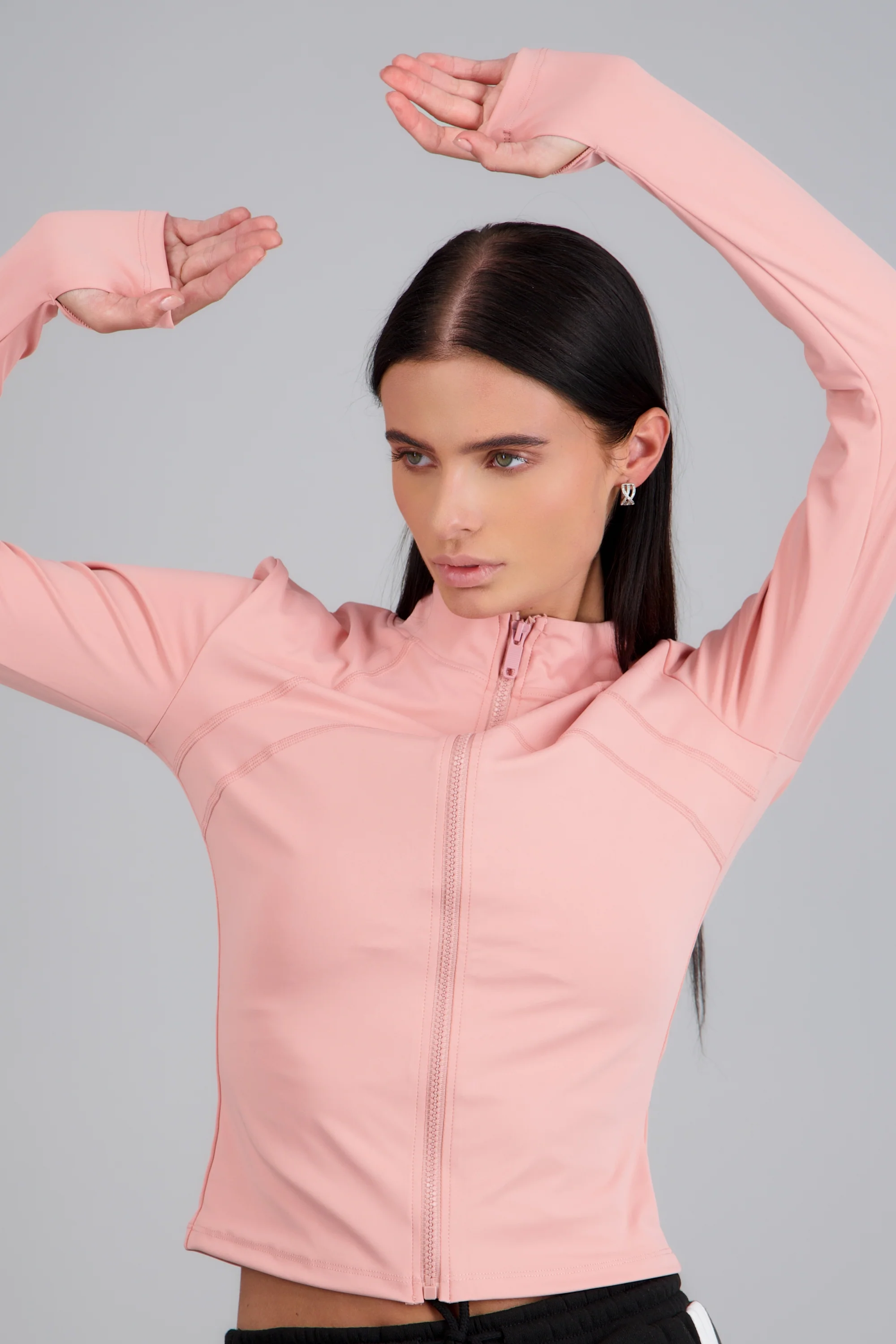 Chamarra que define cuerpo sport - Image 10