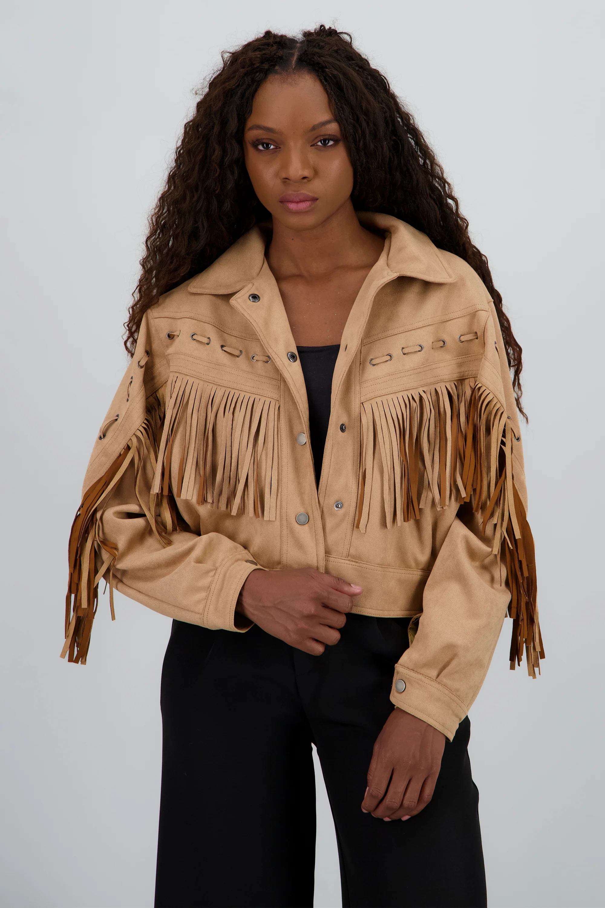 Chamarra suede detalle flecos