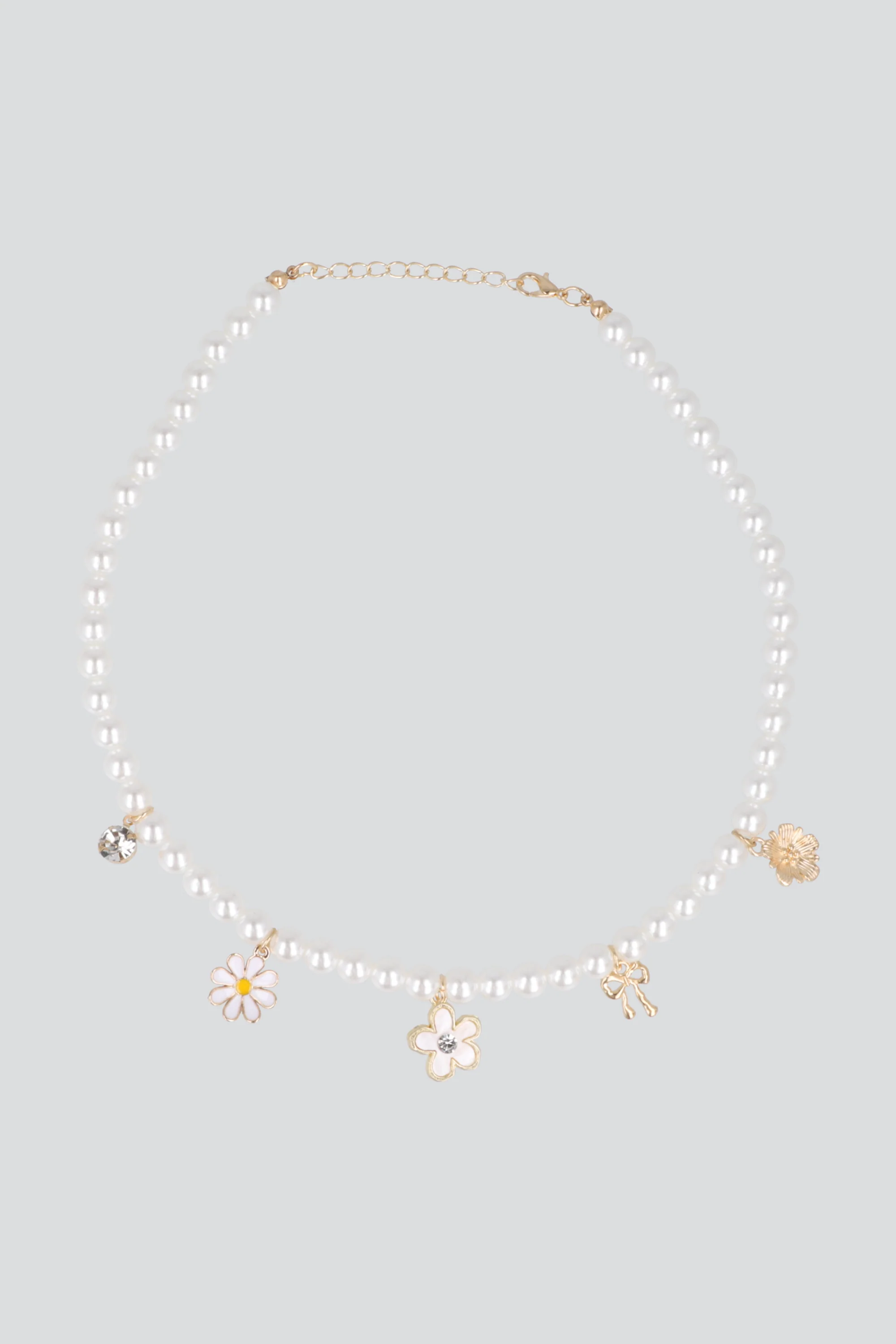 Collar charms mar