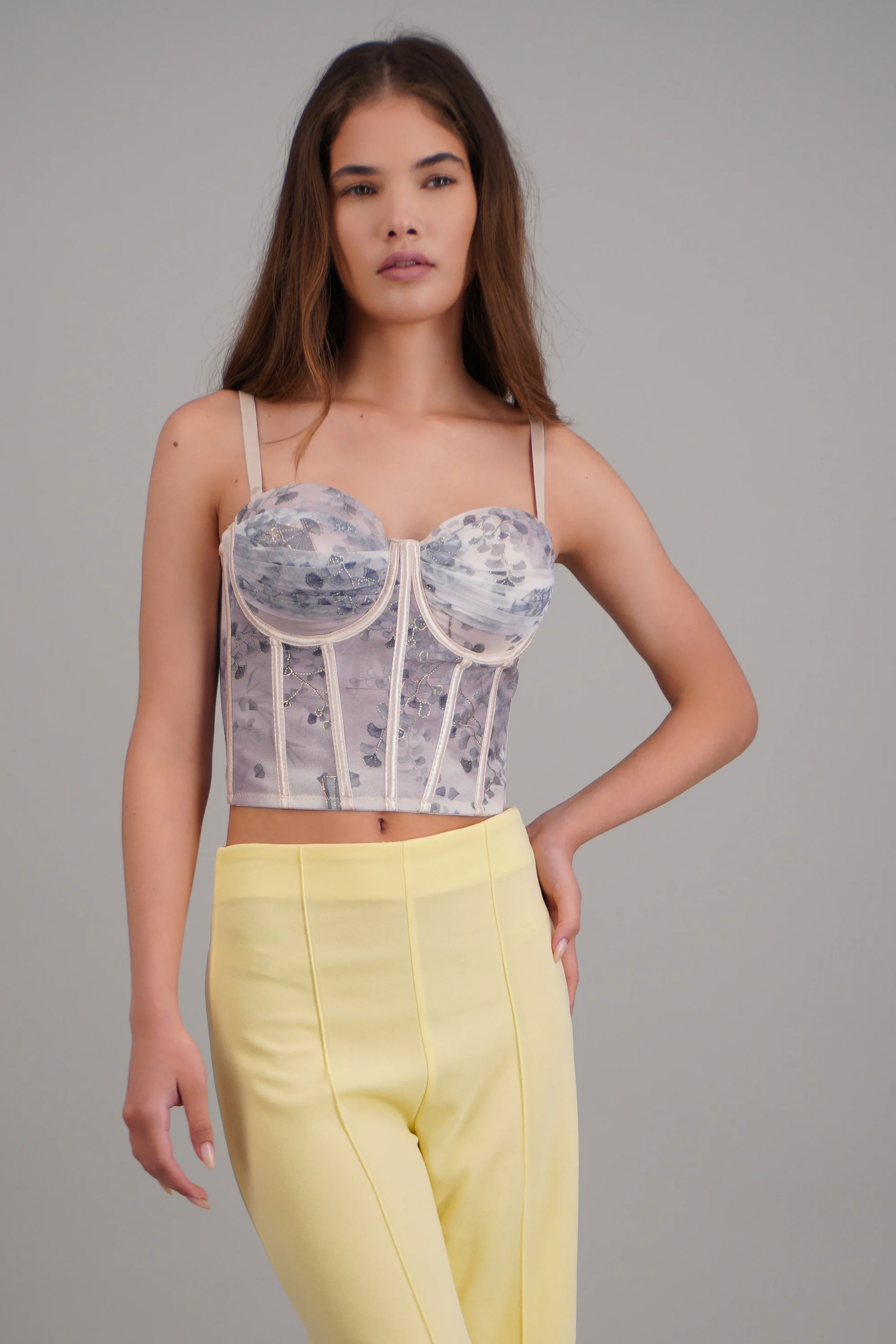 Corset con copas plisadas detalle foil - Image 3