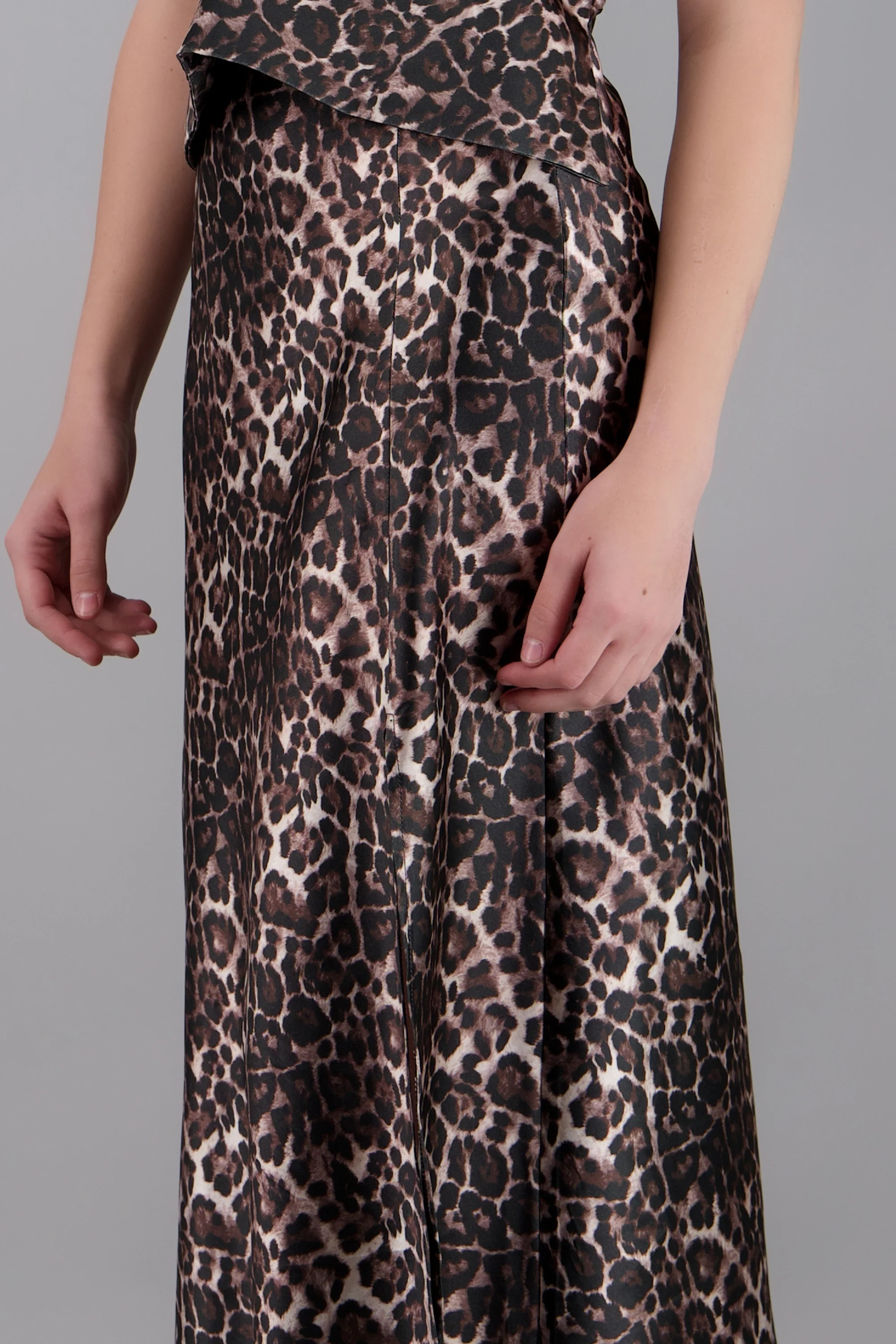 falda midi animal print - Image 5