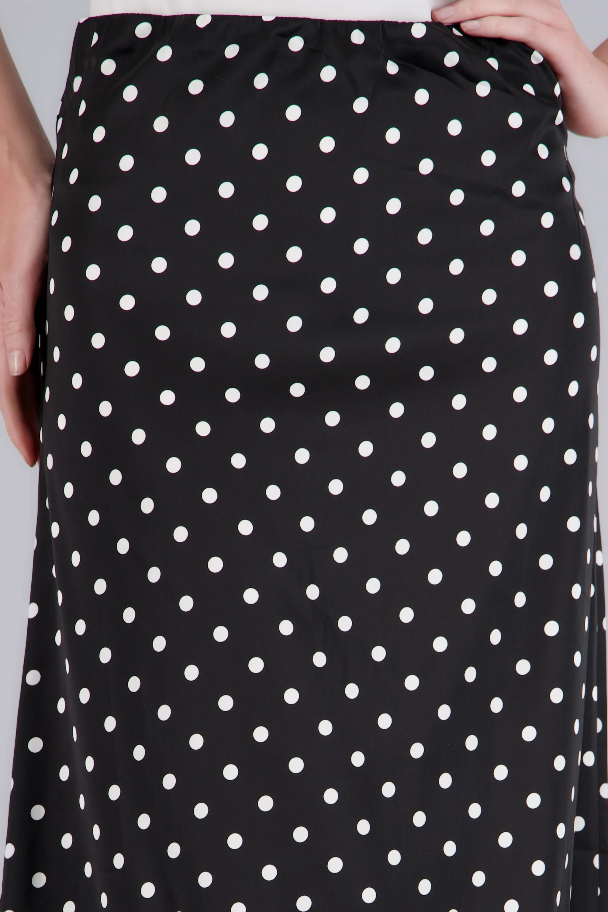 Falda midi combinada encaje polka dots - Image 5