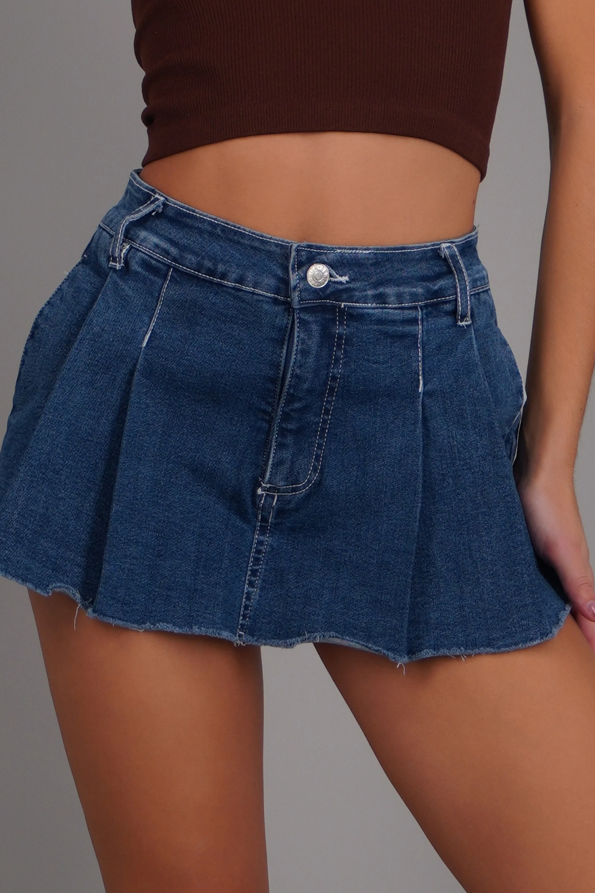 falda mini denim tableada - Image 5