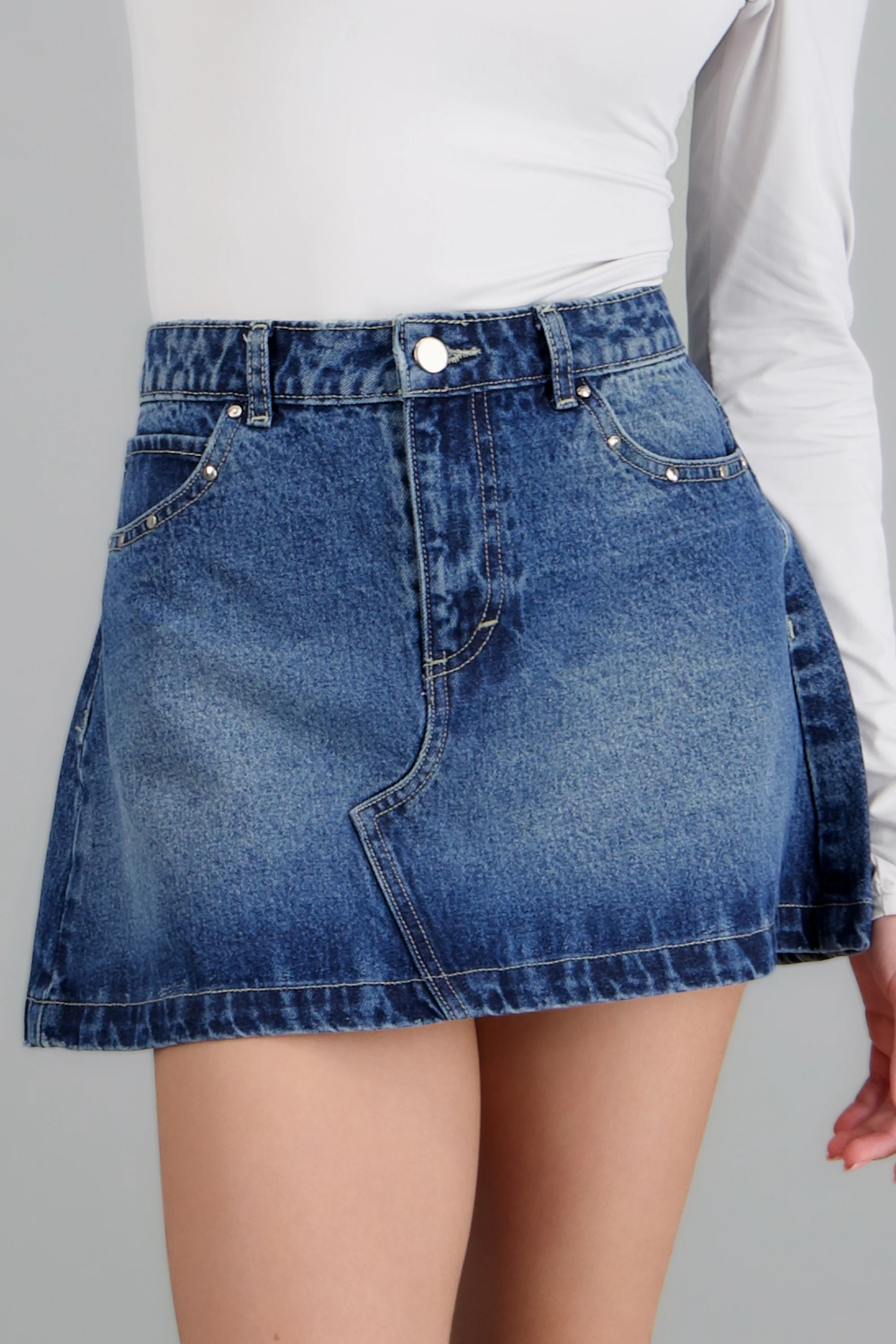 Flada denim corte a remaches - Image 5