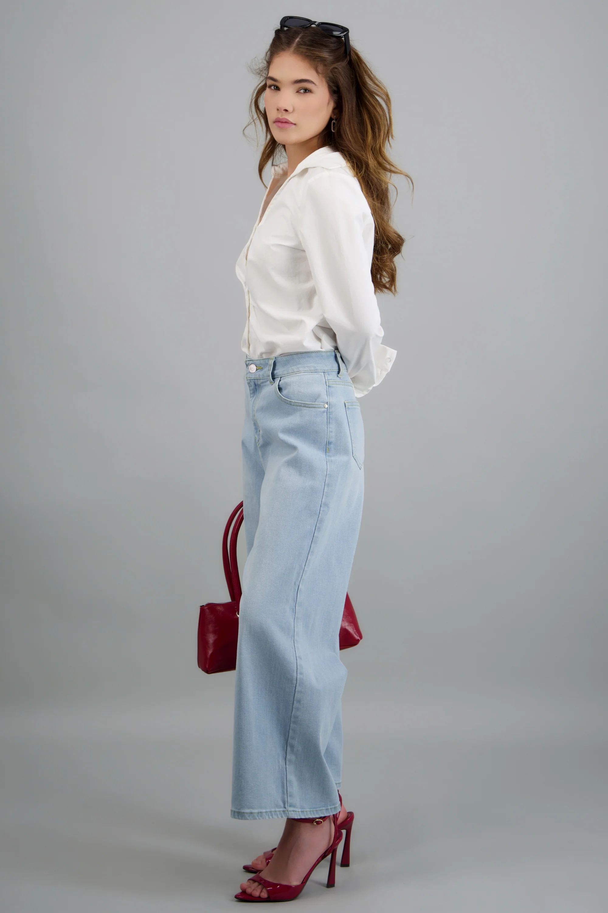 Jeans cropped amplios - Image 2