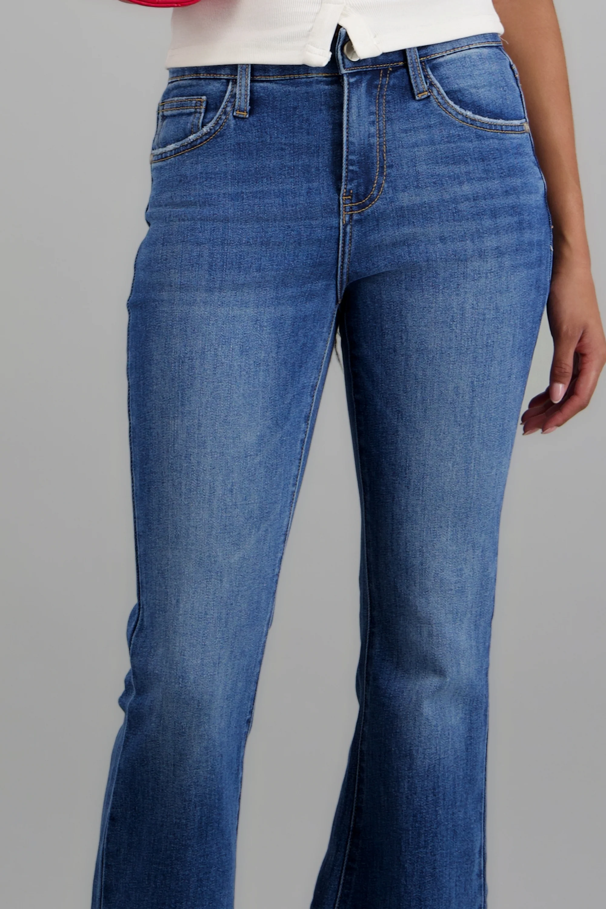 Jeans flare básicos - Image 2