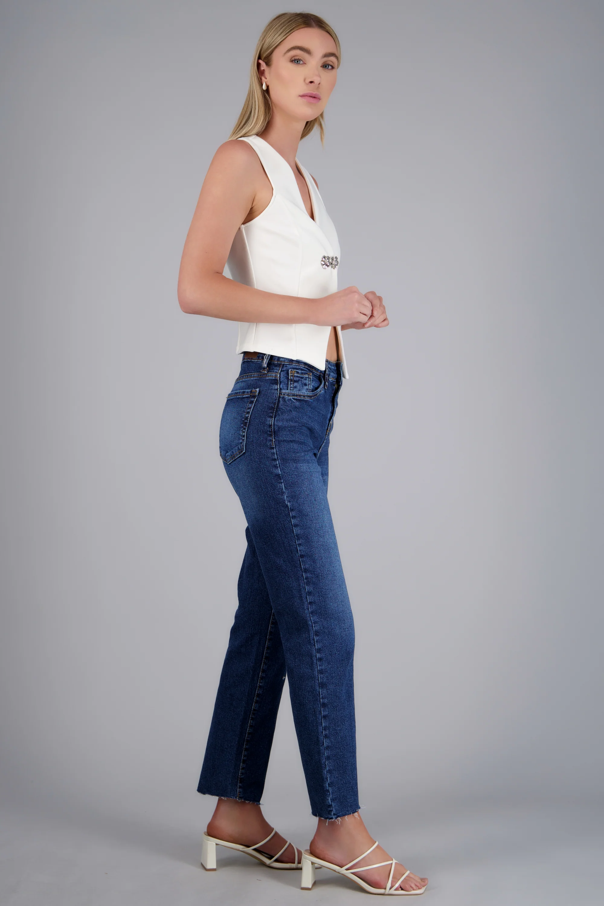 Jeans straight al corte - Image 2