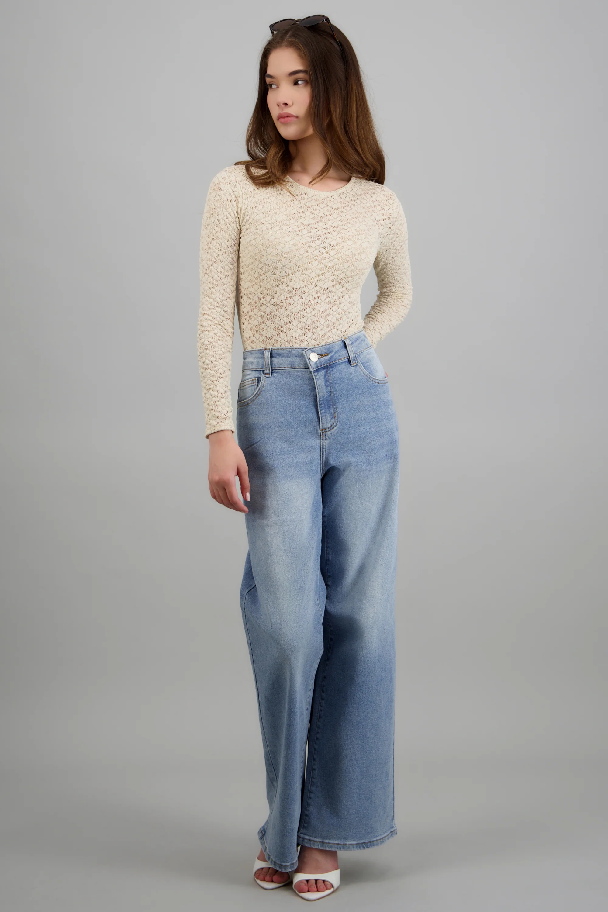 Jeans straight básicos - Image 3