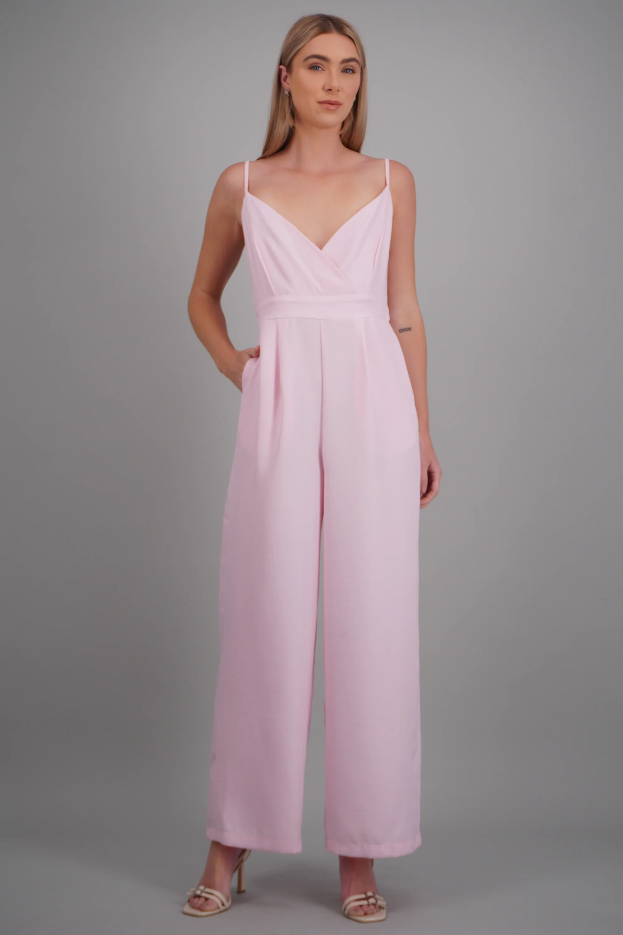 Jumpsuit cruzado tirantes detalle espalda