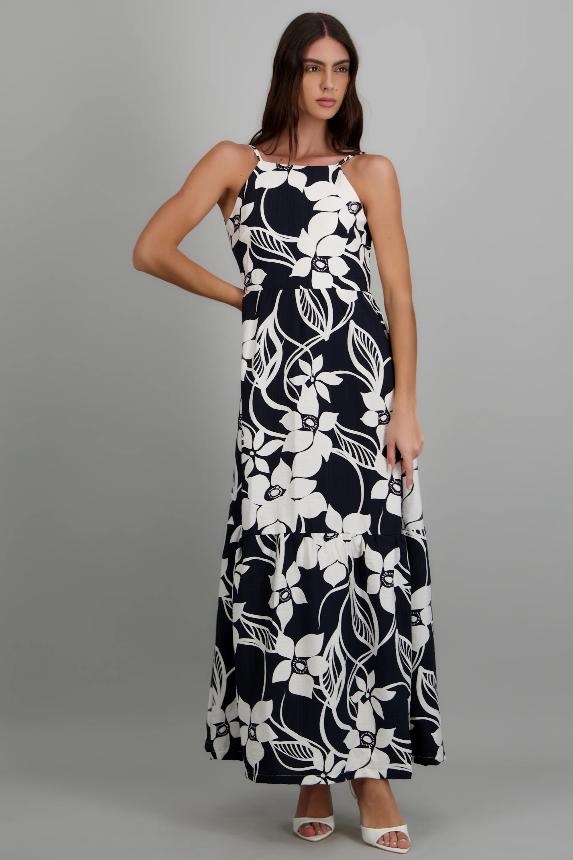 Vestido maxi escote espalda estampado flores