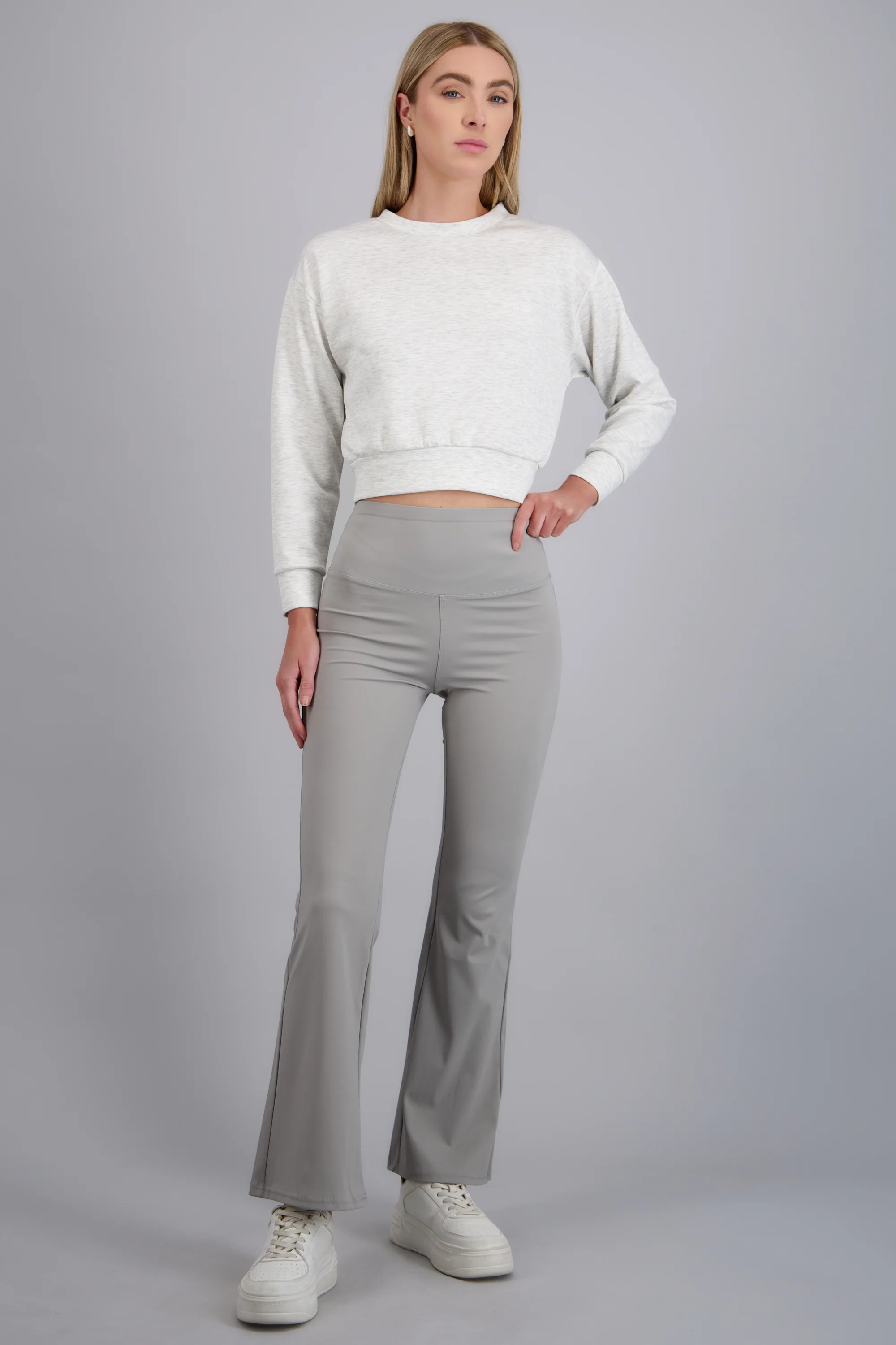 Leggings flare lisos - Image 3