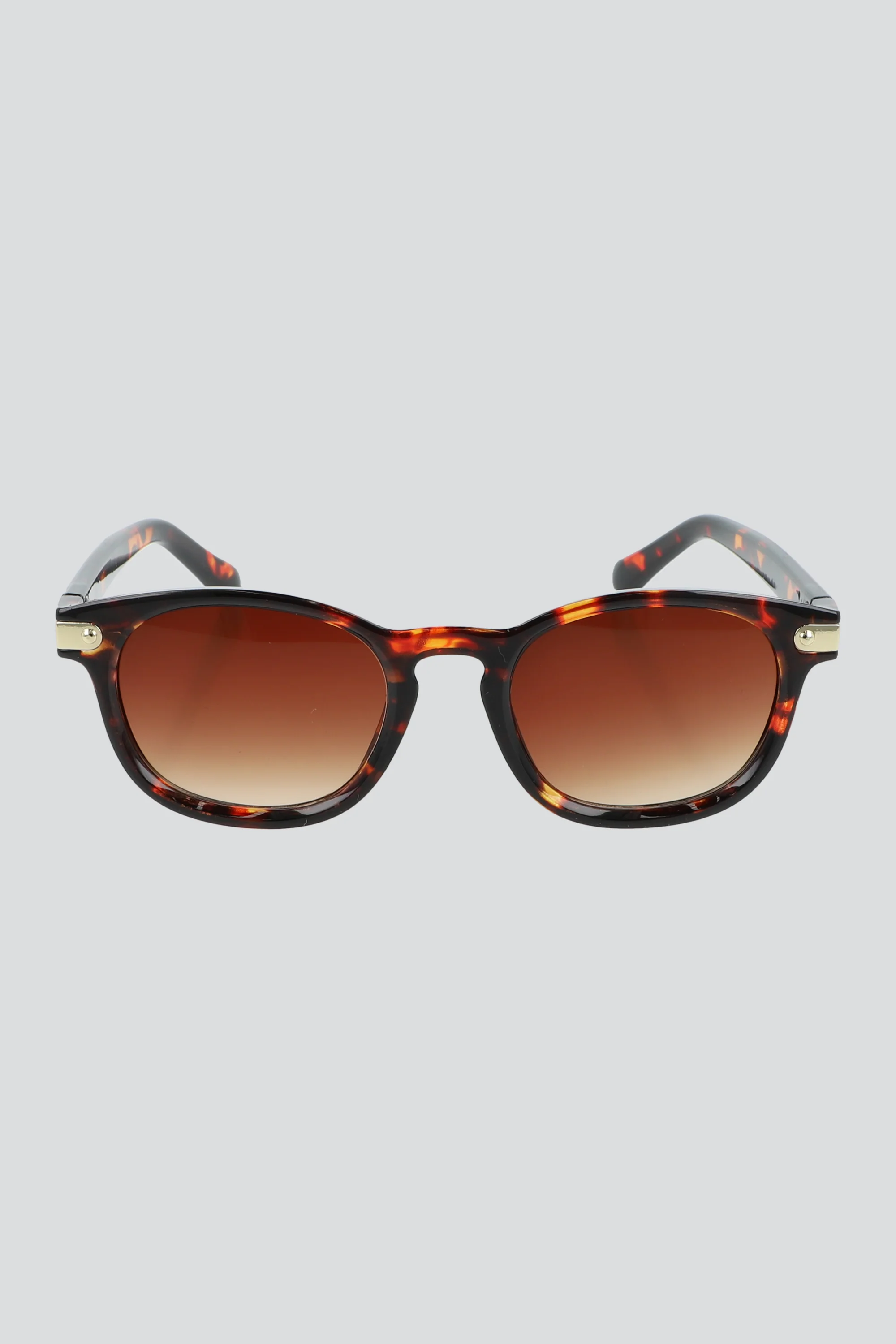 Lentes de sol detalle metal