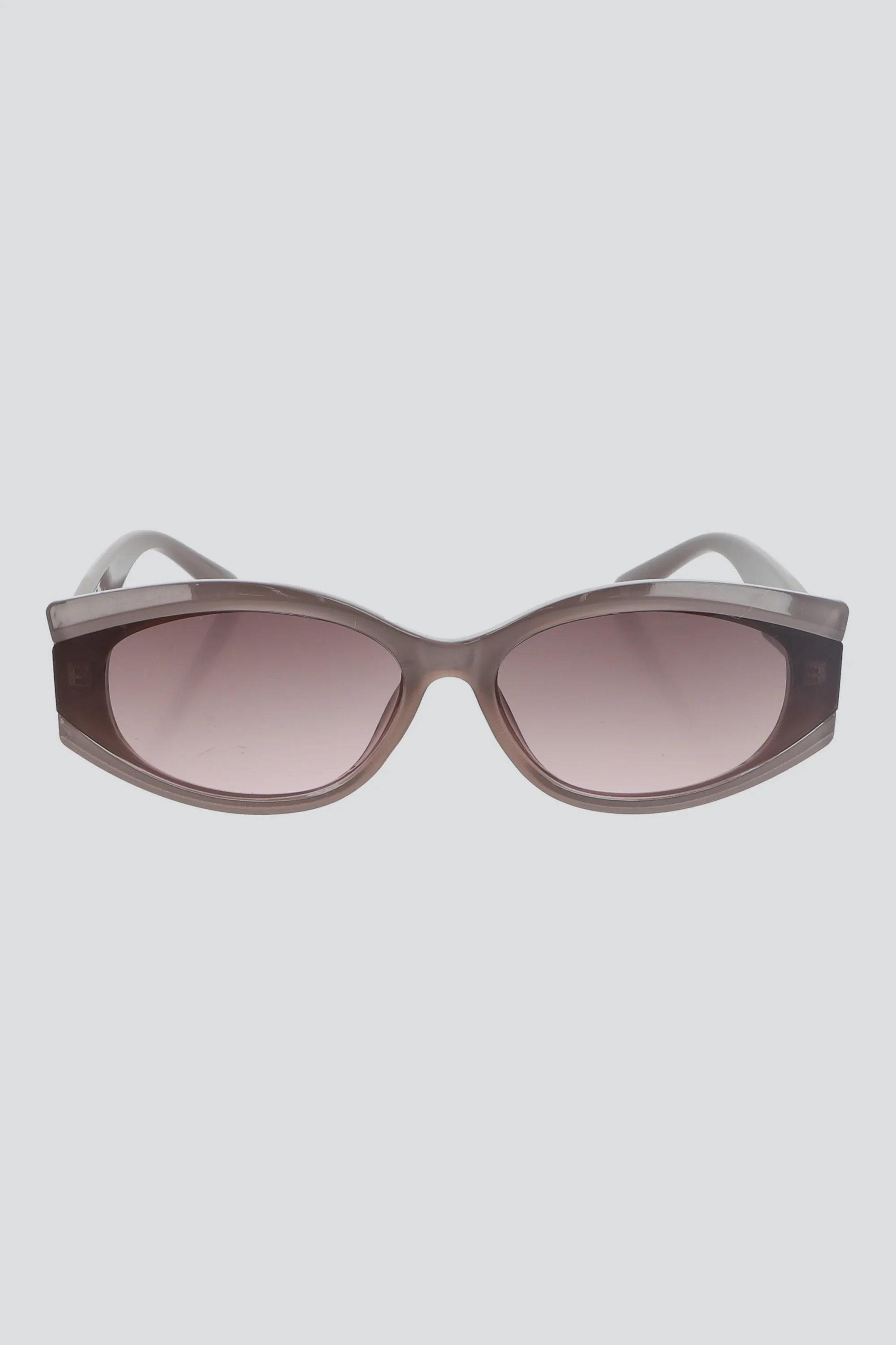 Lentes orilla cortada