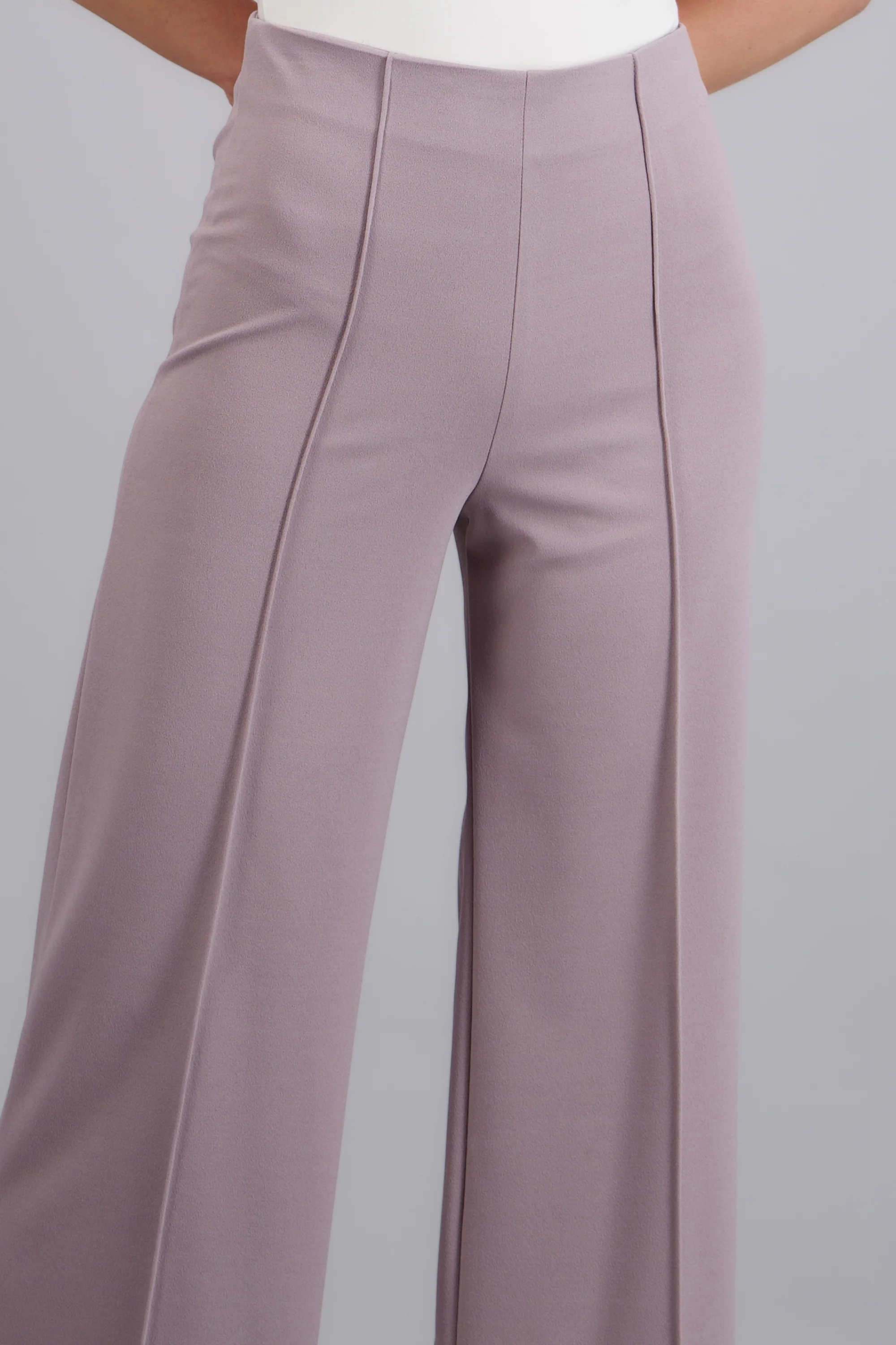 Pantalo amplio costura frontal - Image 5