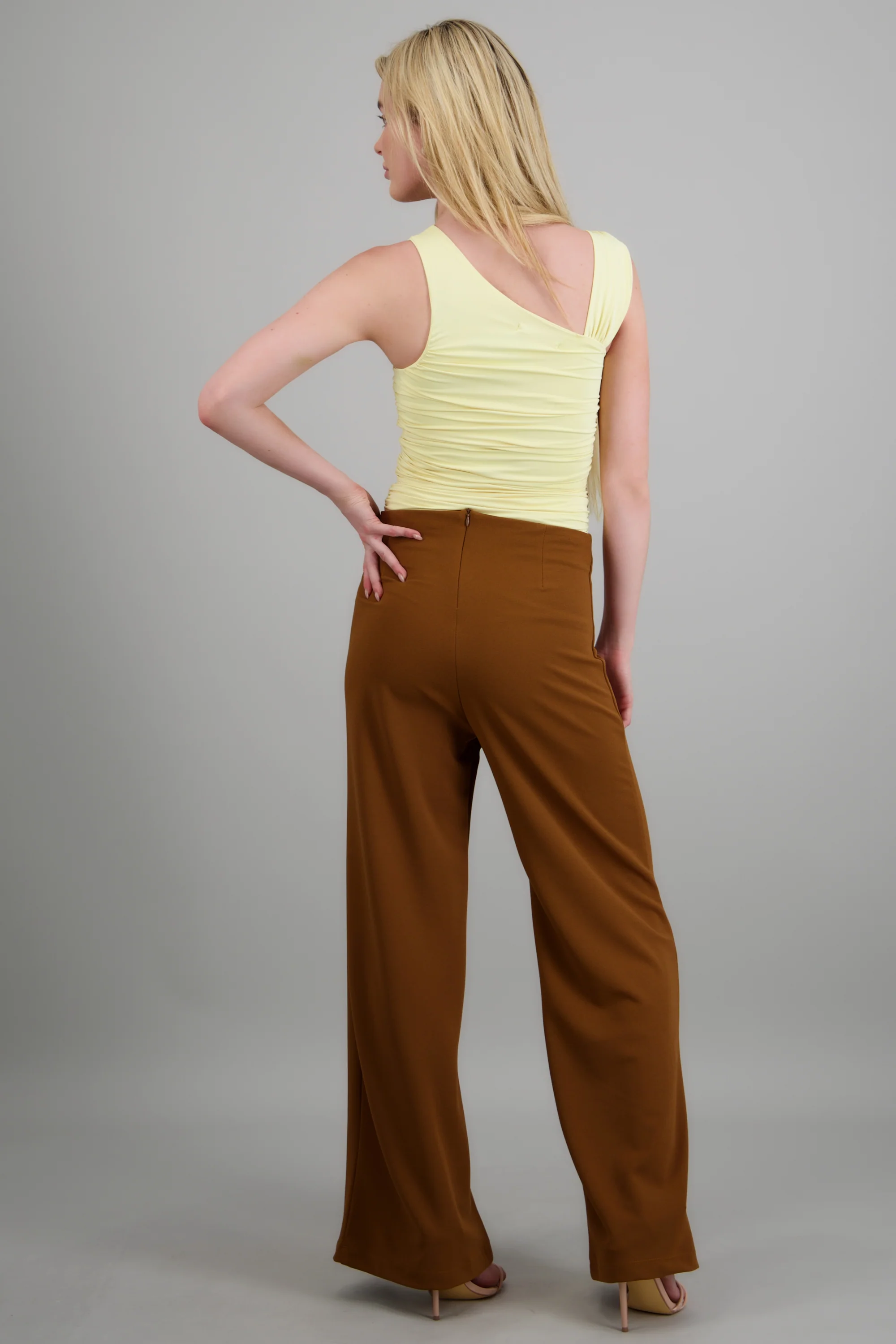 Pantalo amplio costura frontal - Image 4