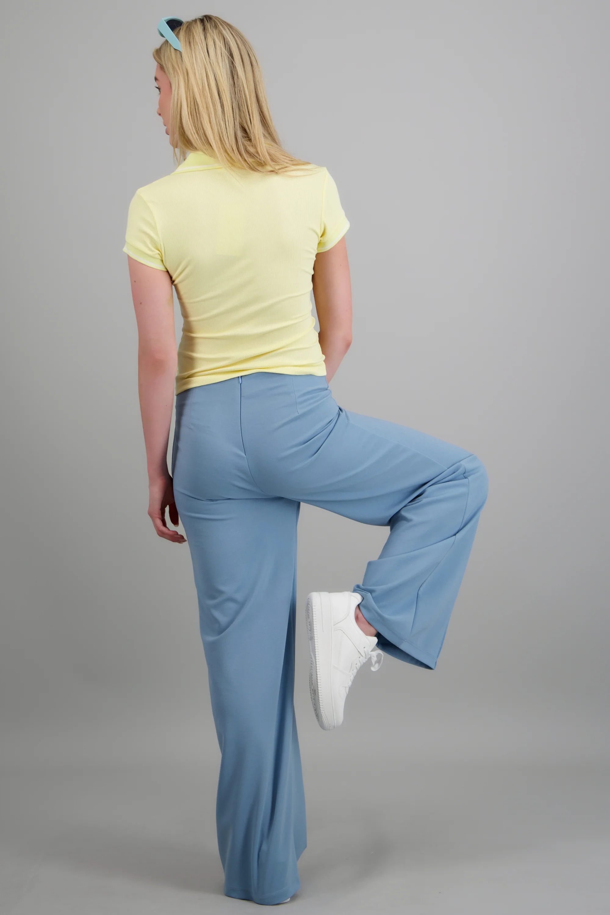 Pantalo amplio costura frontal - Image 4