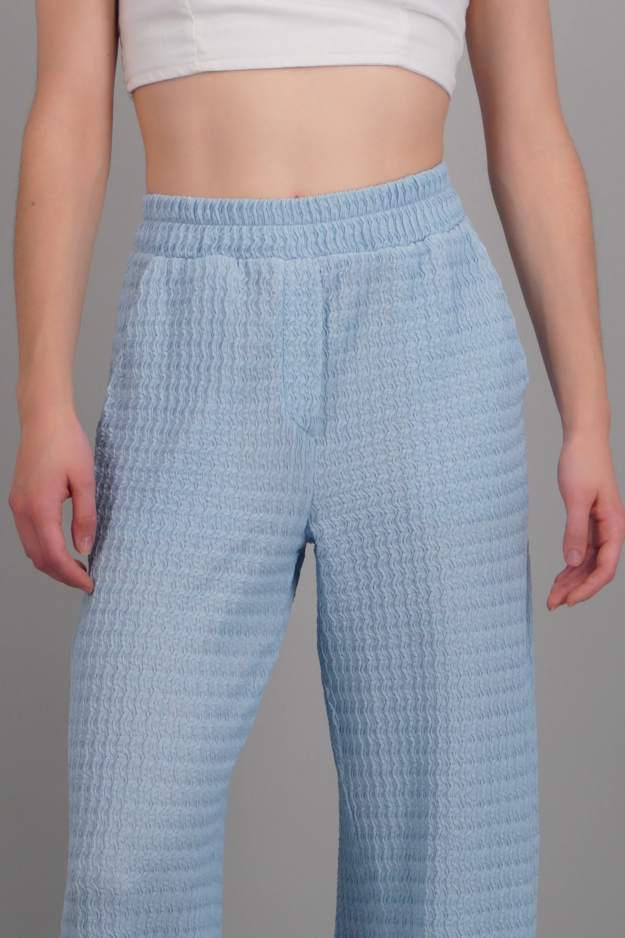 Pantalon amplio con elastico detalle textura - Image 5