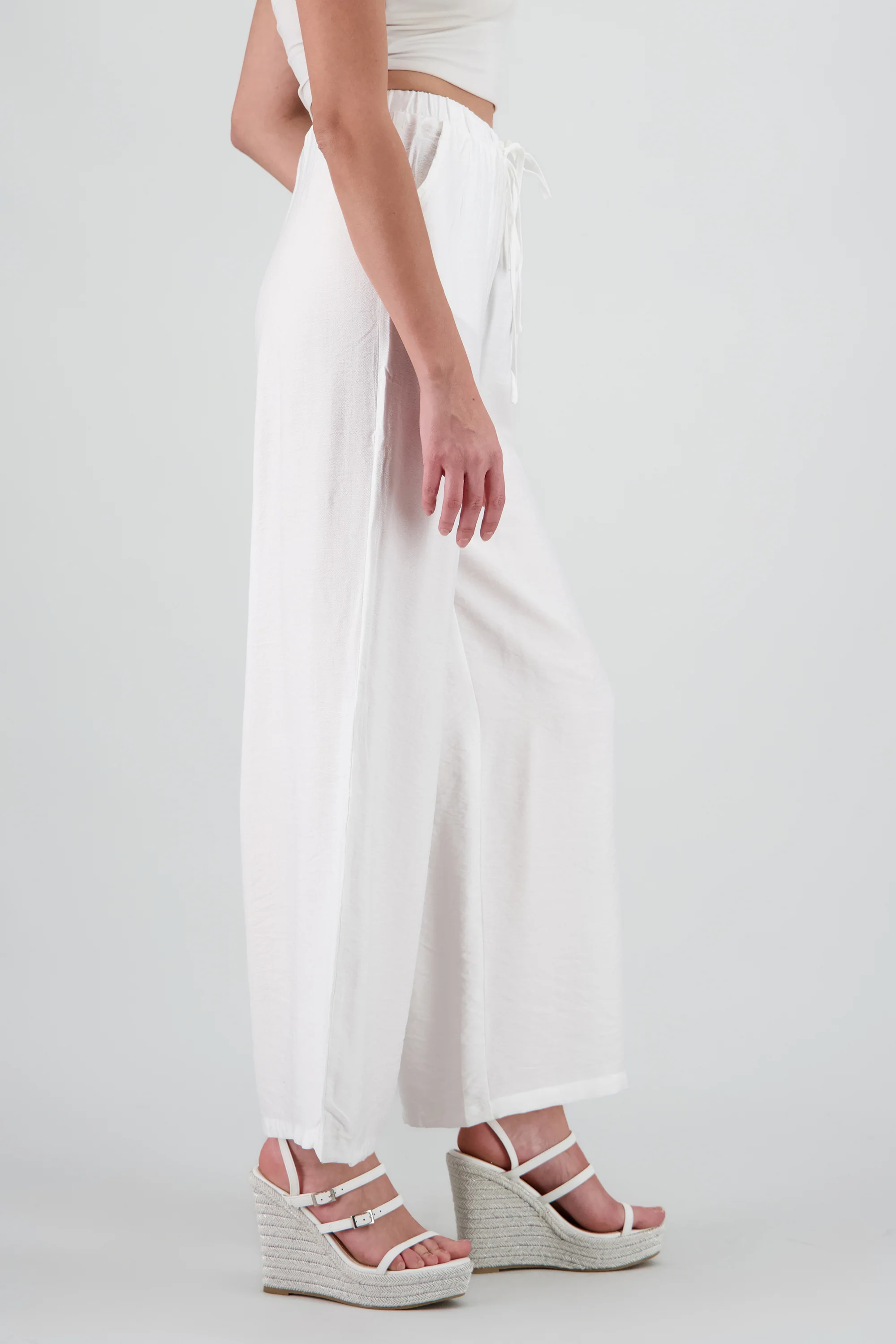 Pantalon amplio con jareta - Image 3