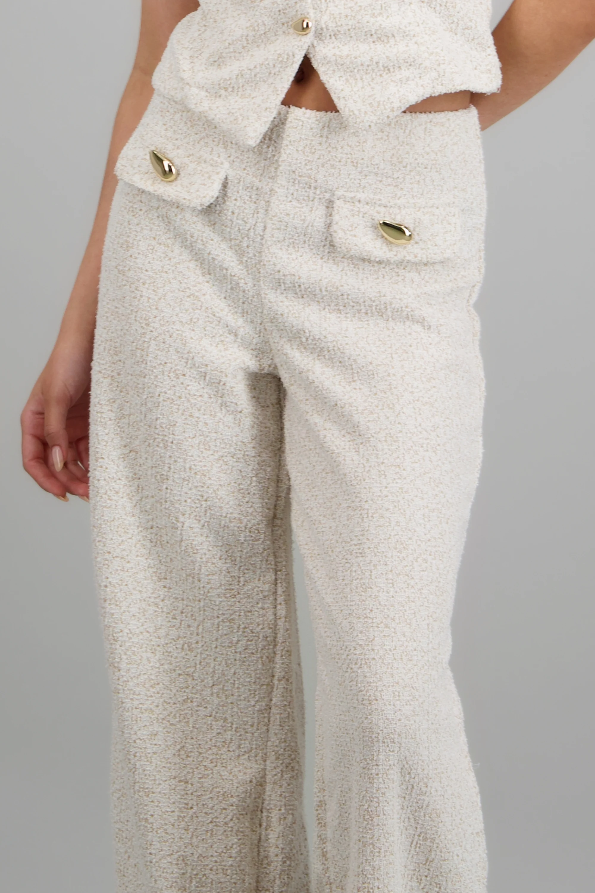 Pantalon amplio detalle botones - Image 5