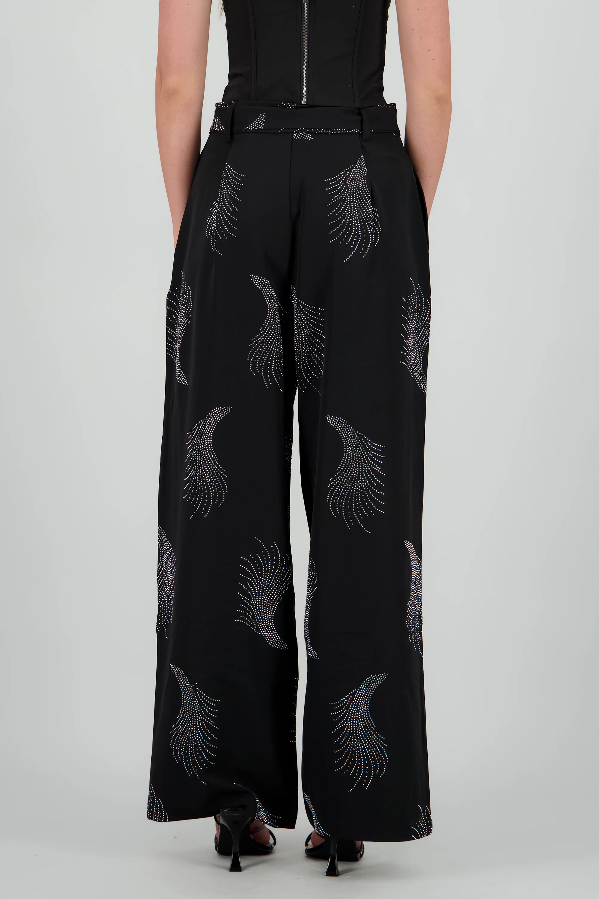 Pantalon amplio detalle brillos - Image 4