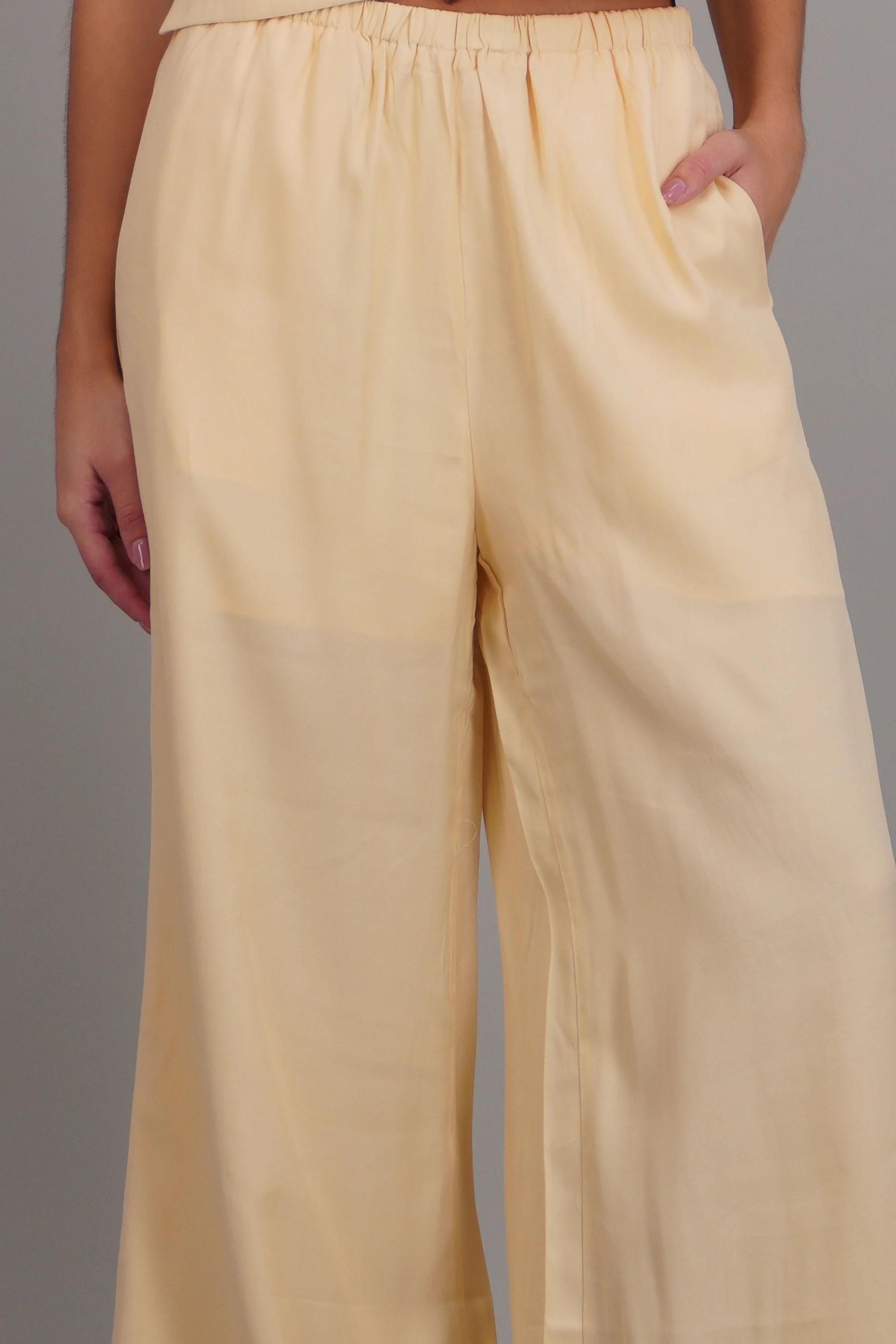 Pantalon amplio detalle resorte - Image 5