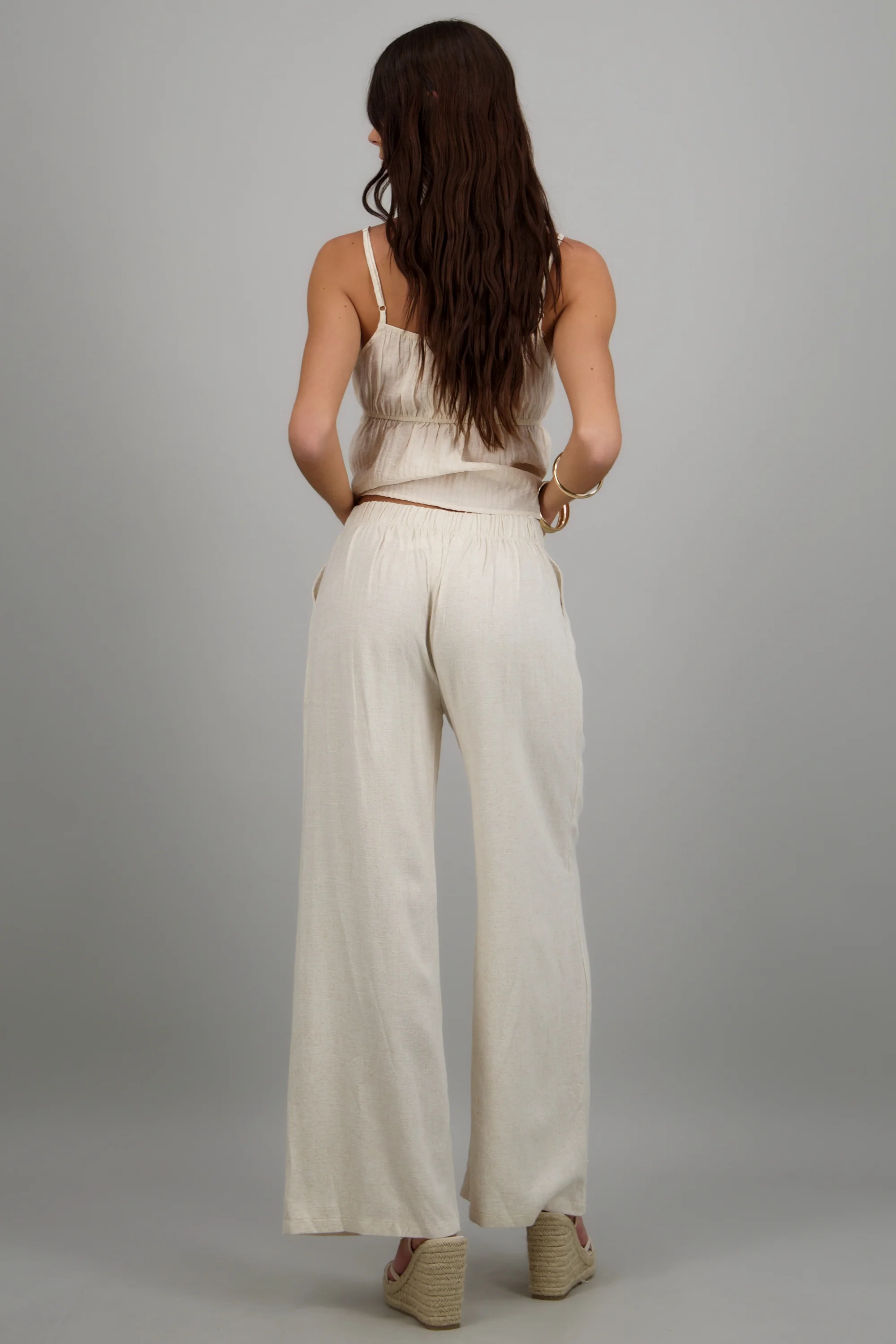 Pantalon amplio liso detalle jareta - Image 4
